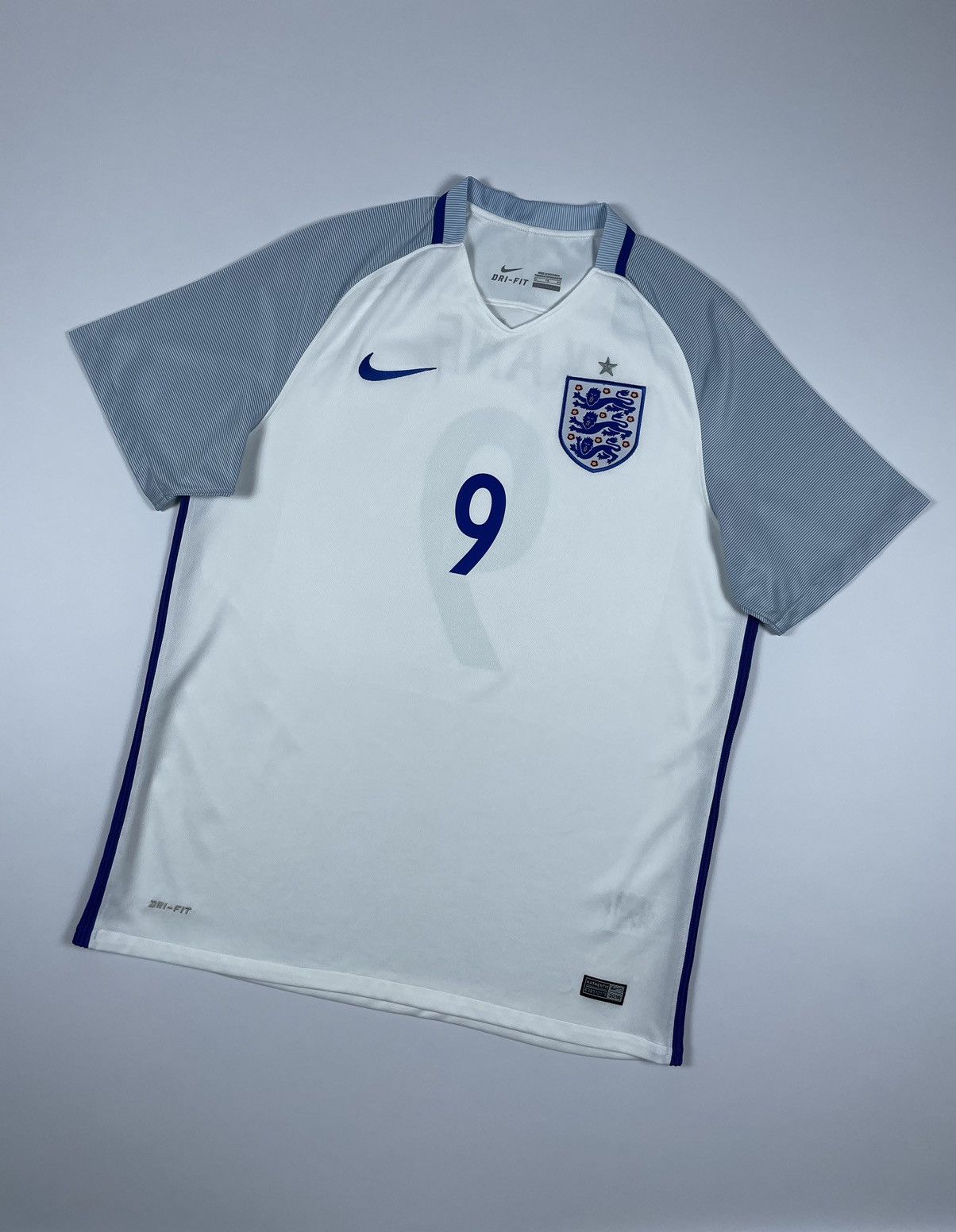 Nike Nike England Harry Kane #9 Soccer Jersey Size US XL / EU 56 / 4 - 3 Thumbnail