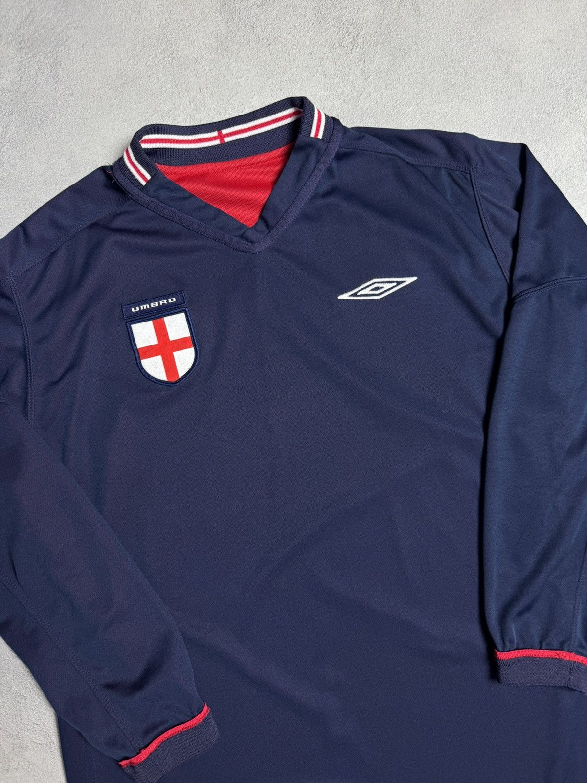 Umbro England 2002/04 Home Shirt Soccer Jersey Long Sleeve Umbro Size US L / EU 52-54 / 3 - 12 Thumbnail