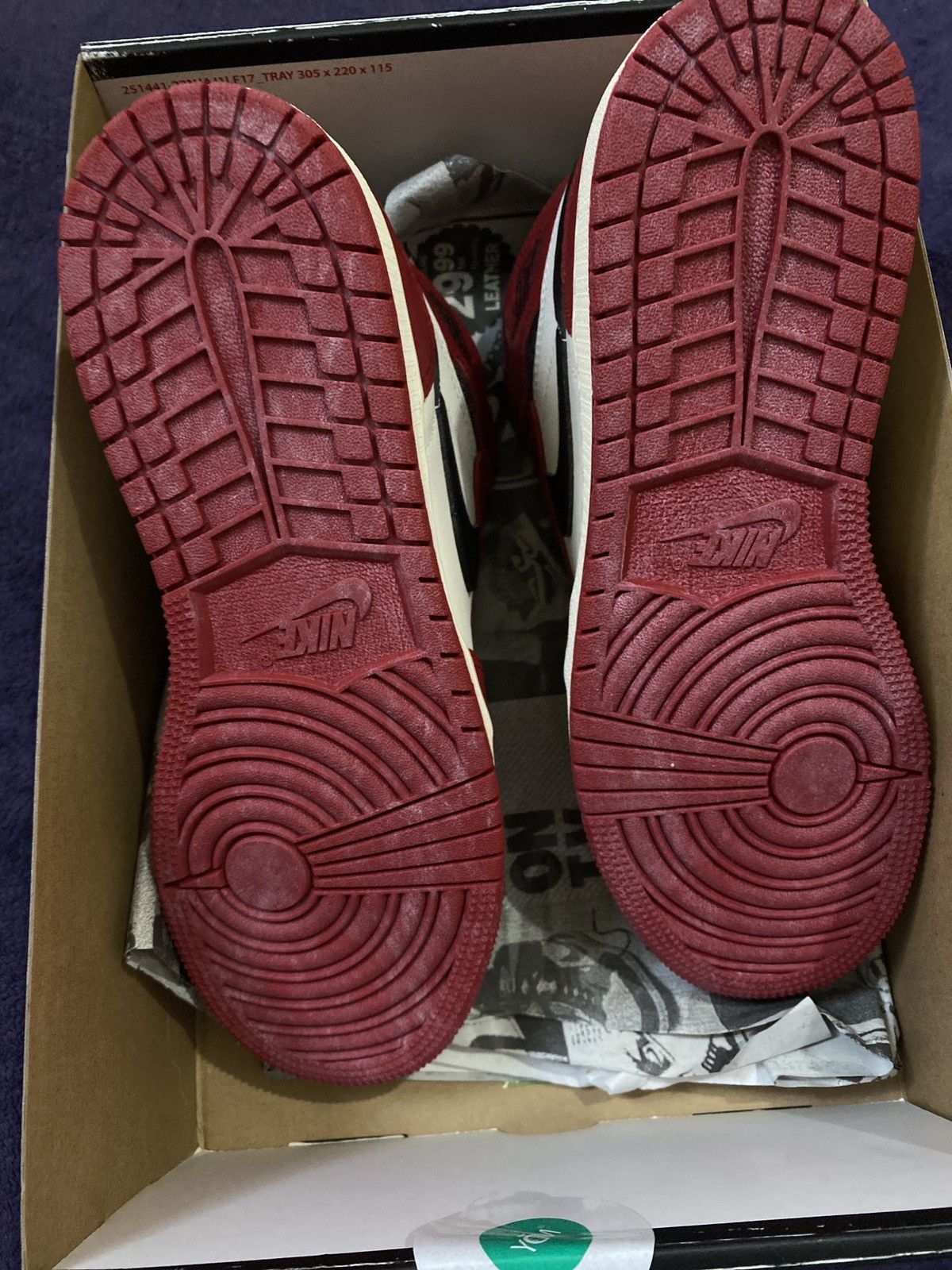 Jordan Brand × Nike Jordan 1 Retro High OG Chicago Lost and Found (GS) Size US 6 / EU 39 - 6 Thumbnail