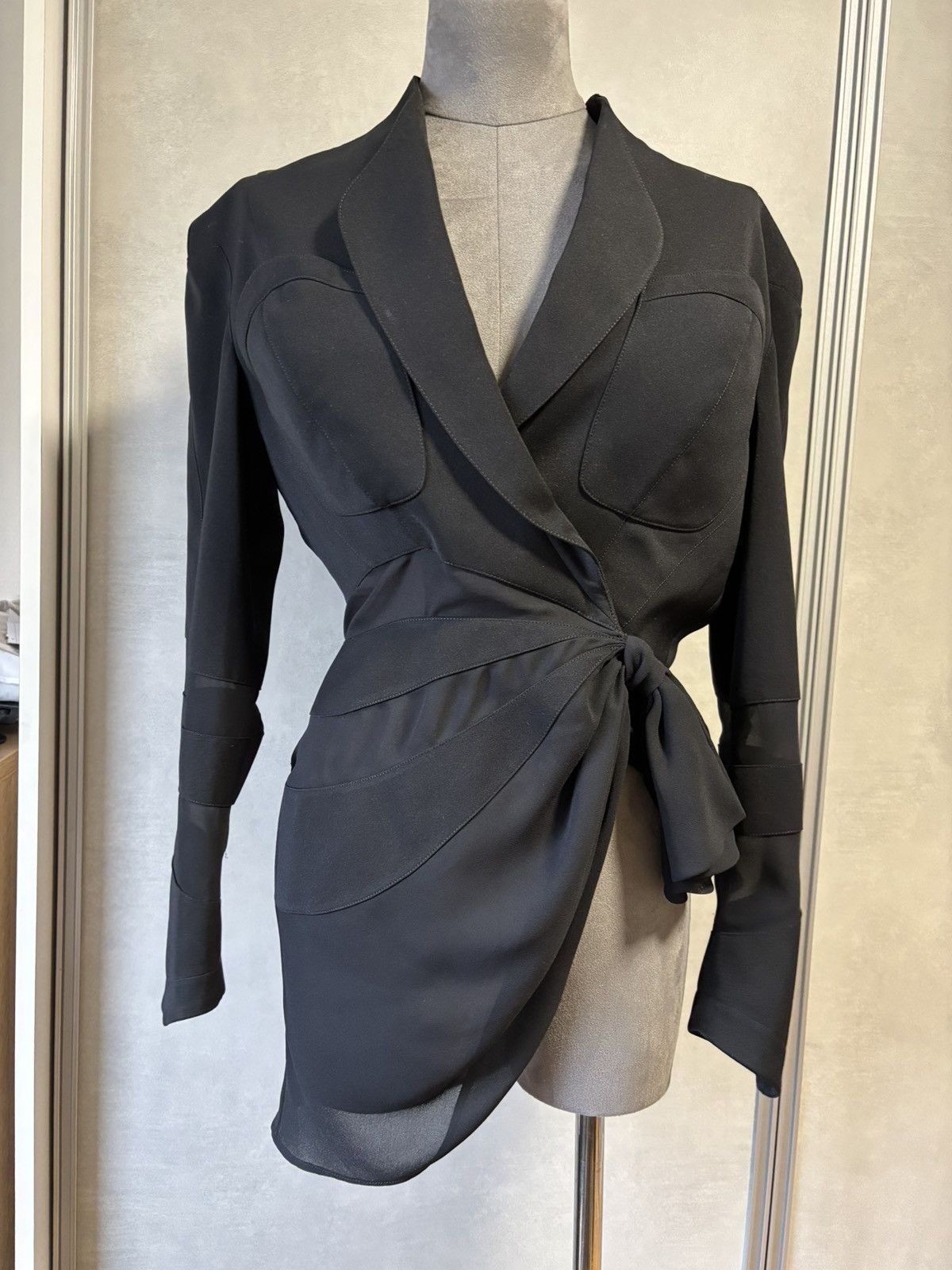 Thierry Mugler THIERRY MUGLER. Set with jacket and long skirt Size M / US 6-8 / IT 42-44 - 10 Thumbnail