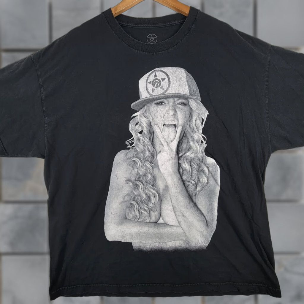 Vintage VINTAGE Retro Y2K Unit Graphic T Shirt Black 2XL Men Regular Cotton Grunge Street Wear Size US XXL / EU 58 / 5 - 1 Thumbnail