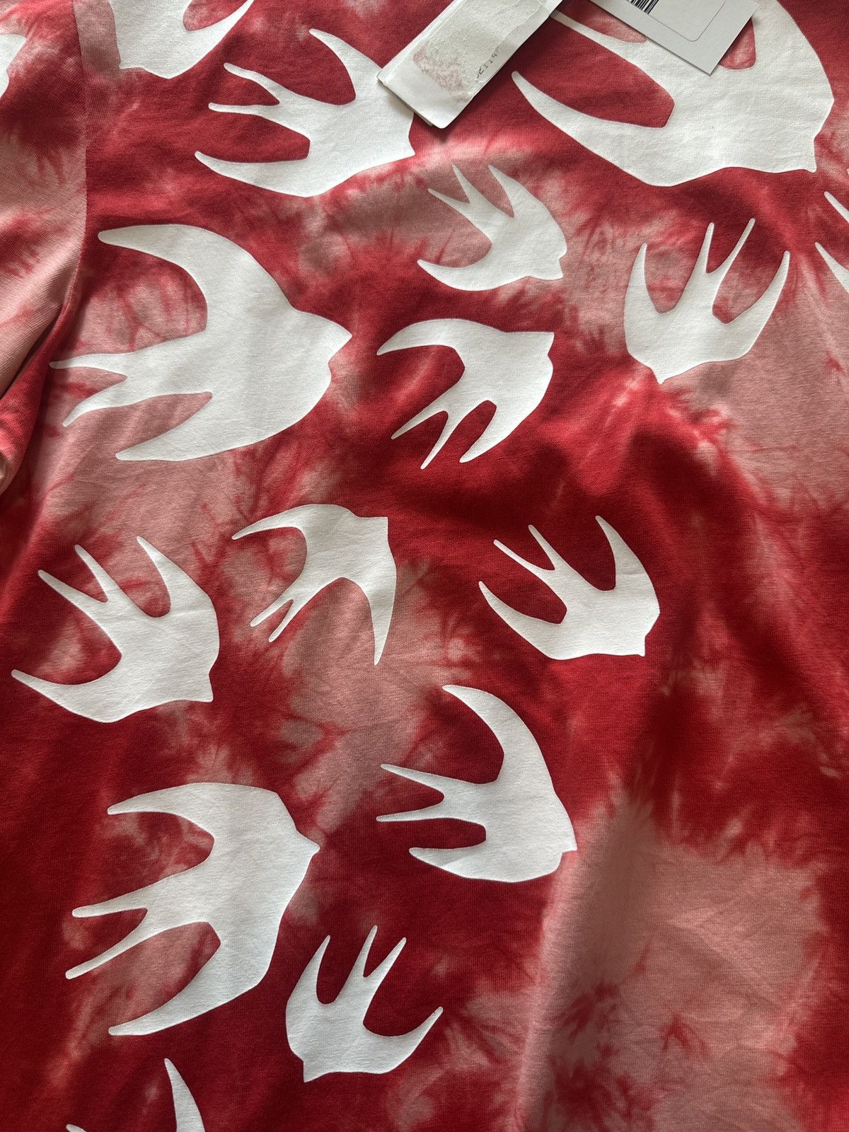 MCQ MCQ Alexander McQueen Swallow Tie-Dye Tee Size US XXL / EU 58 / 5 - 7 Thumbnail