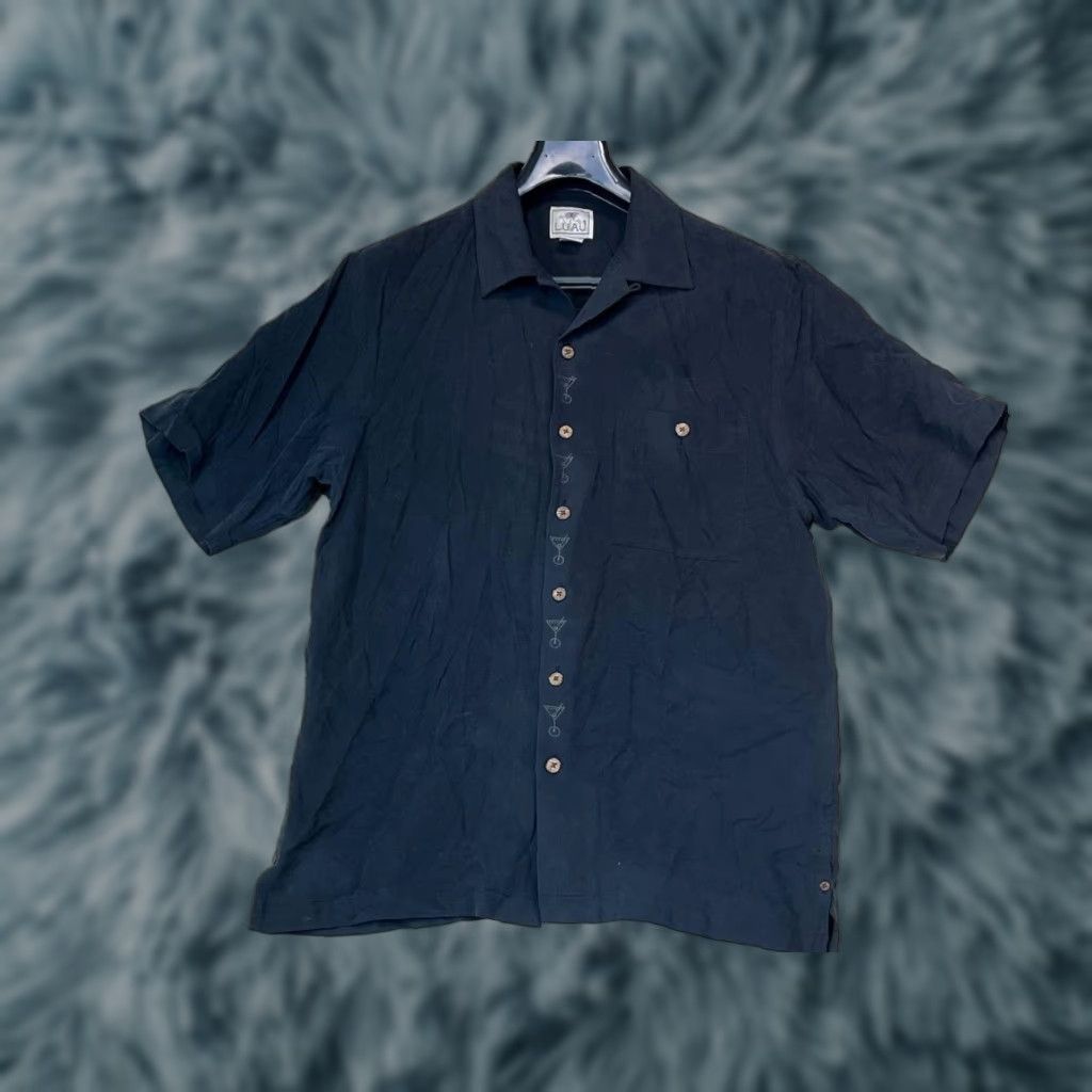 Vintage Luau Silk Shirt Mens M Washed Black Short Sleeve Button-Up Collared Embroidered Hawaiian Cuban Martini Pattern Vintage Size US M / EU 48-50 / 2 - 1 Thumbnail