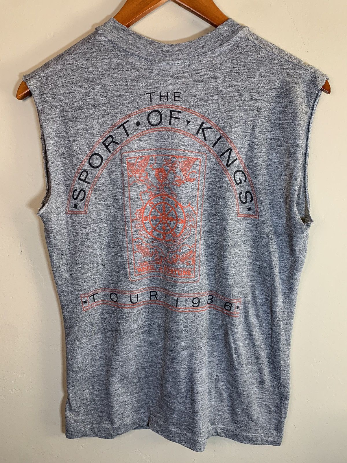 Band Tees *RARE* Vintage 1986 Triumph Sport Of Kings Tour Tank T-Shirt Size US M / EU 48-50 / 2 - 2 Thumbnail