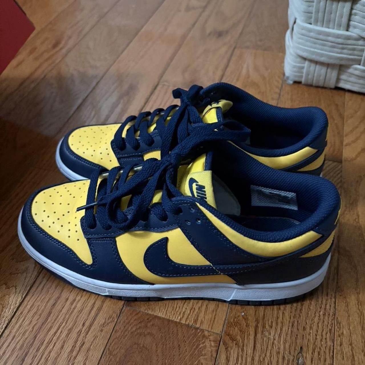 Nike Nike Dunk Low Michigan Size US 6.5 / IT 36.5 - 2 Thumbnail