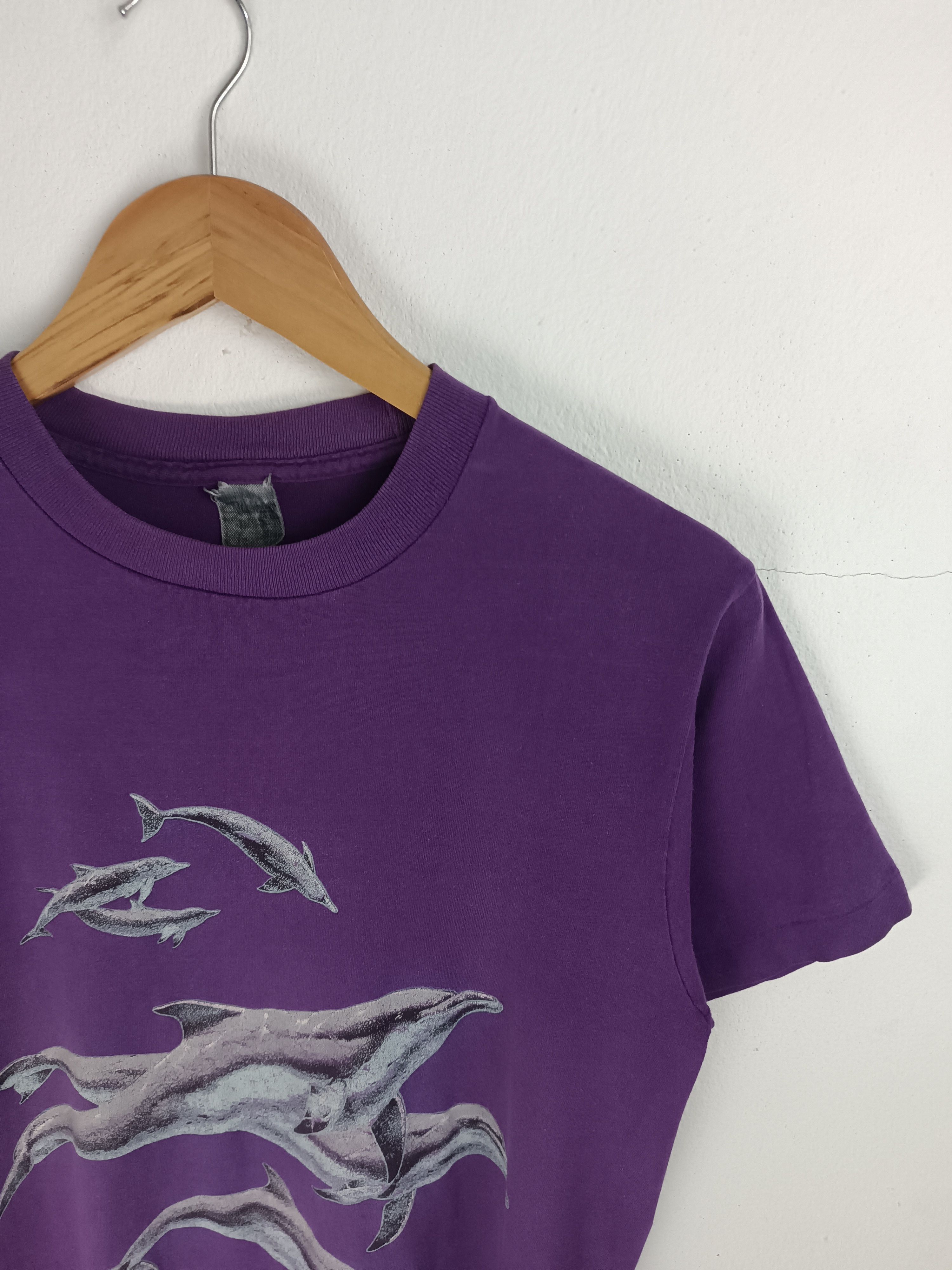 Vintage VINTAGE 80'S DOLPHIN ART FISH PENGUIN NG VERY RARE TEE Size US S / EU 44-46 / 1 - 8 Thumbnail