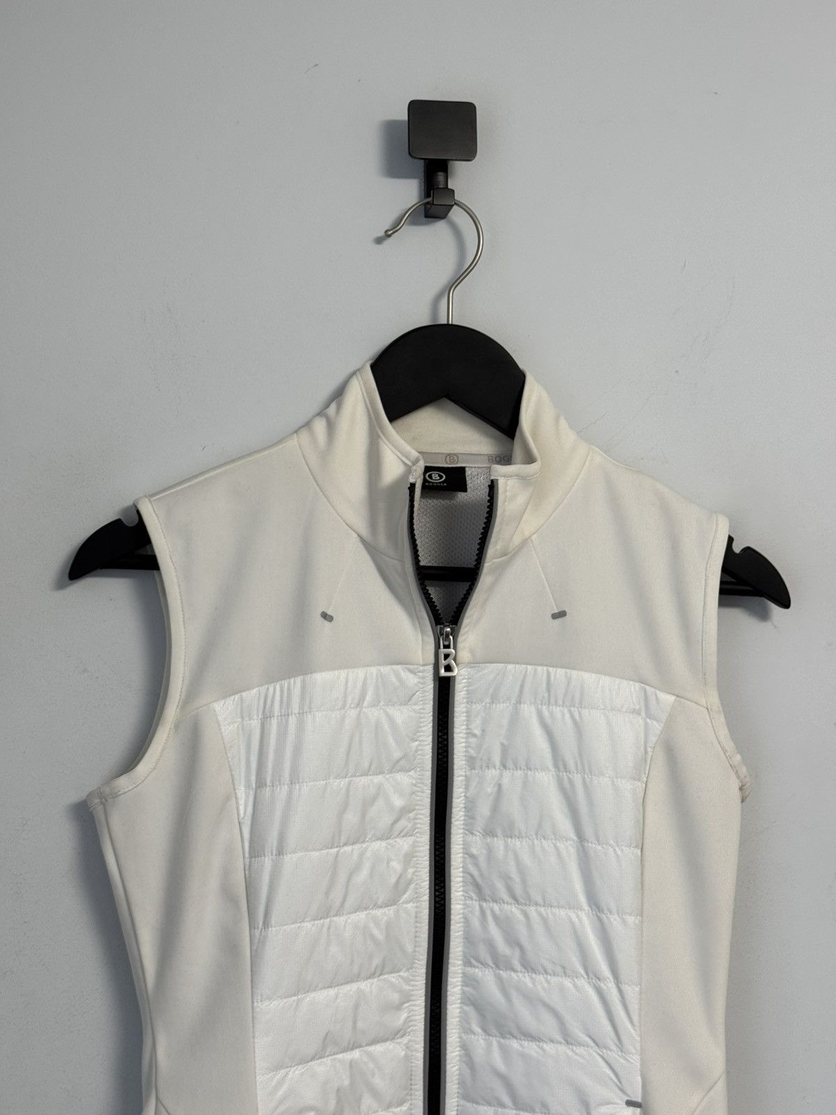 Bogner Women’s Bogner White Quilted Golf Vest Sleeveless Full Zip Size S / US 4 / IT 40 - 2 Thumbnail