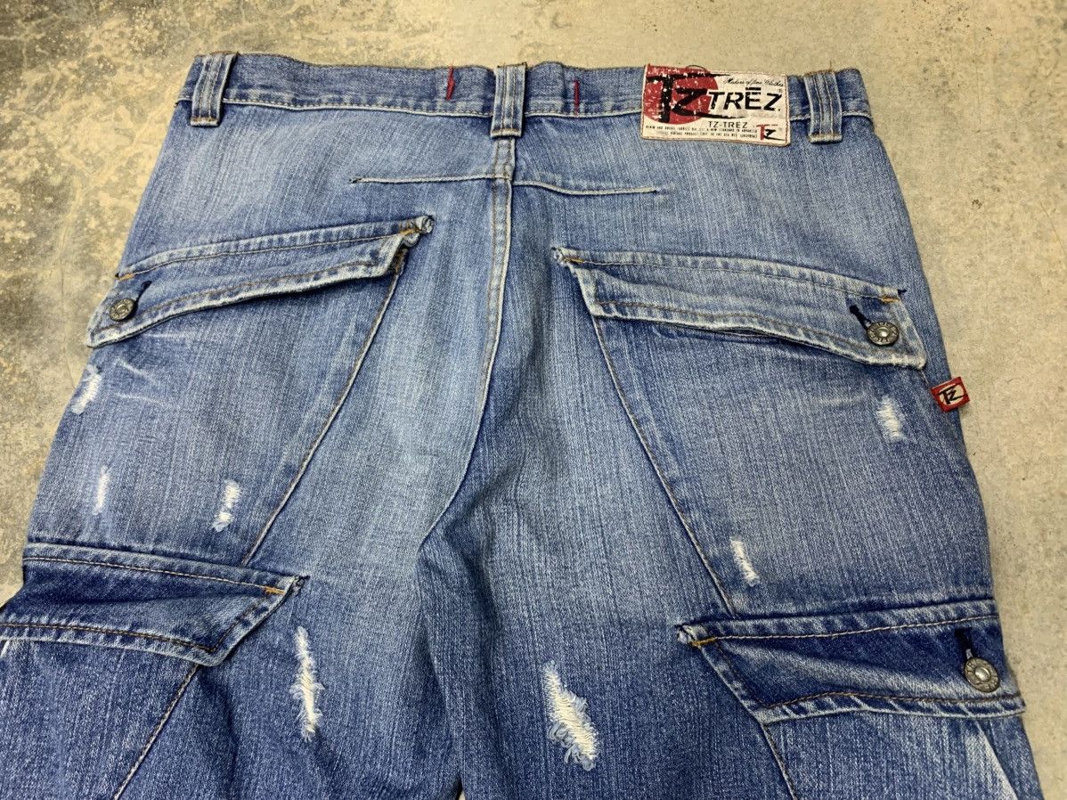 Distressed curve leg TREZ Cargo Jean