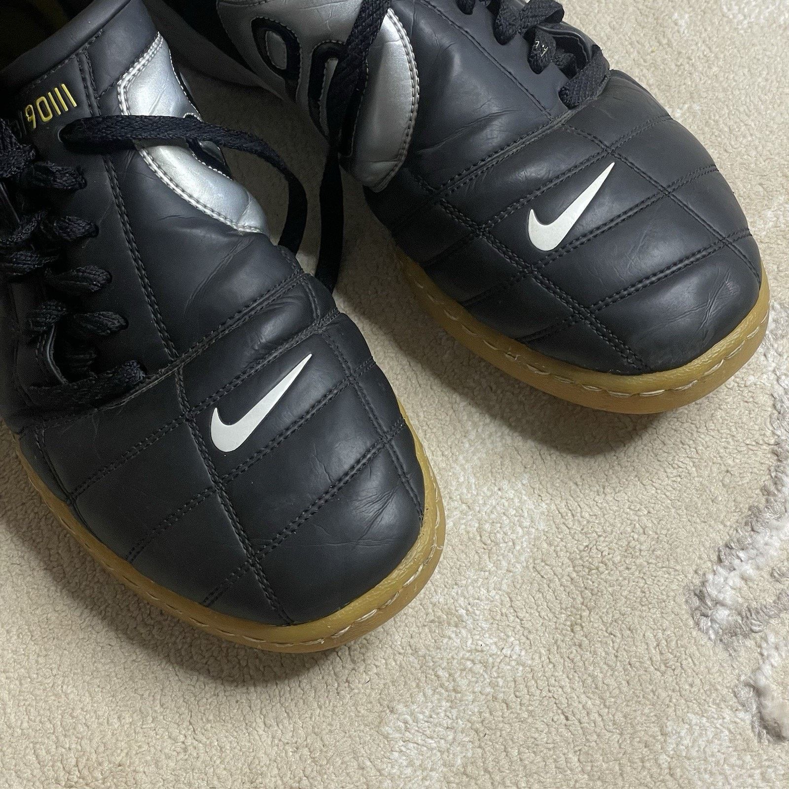 Nike vintage Nike Total 90 lll Indoor Shoes Football Soccer 2004 Size US 12 / EU 45 - 11 Thumbnail
