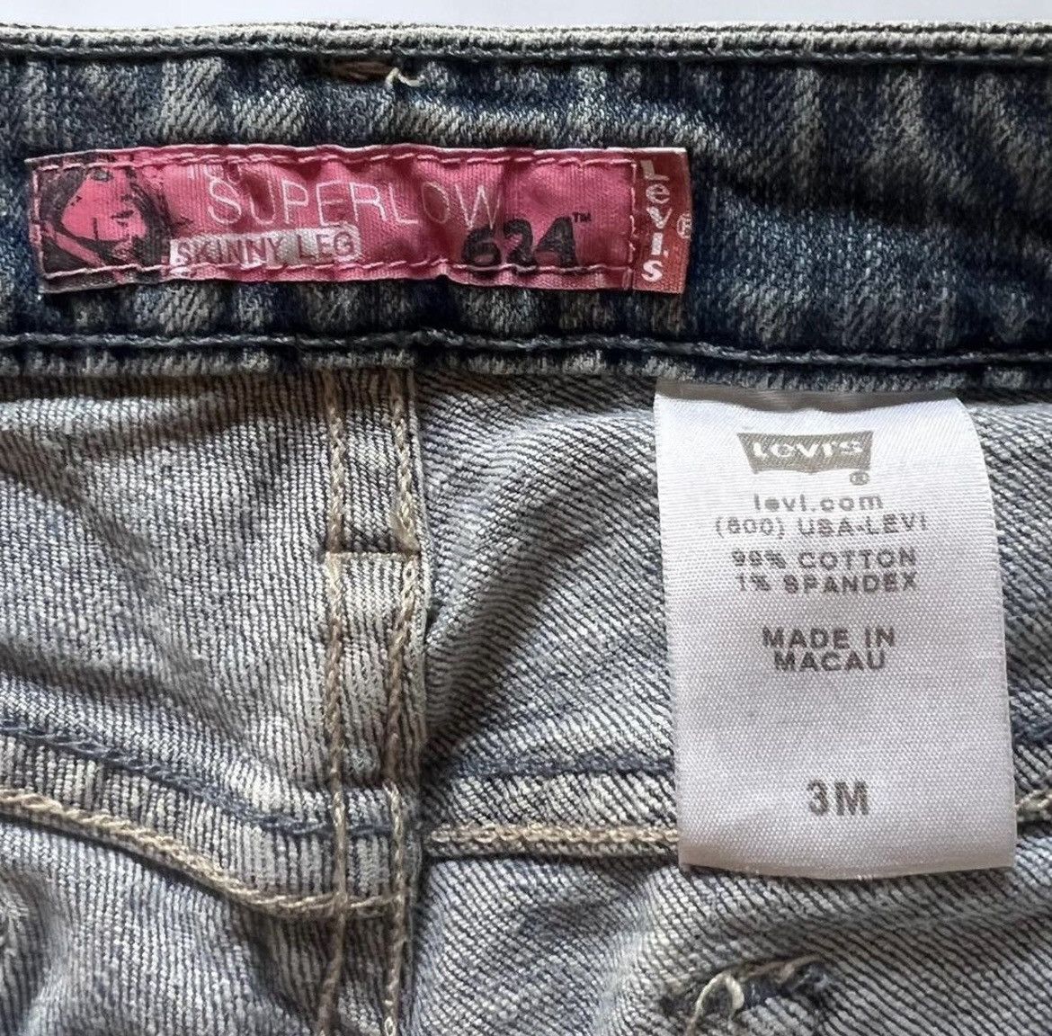 Levi's y2k low-rise Levi’s jeans Size 23" - 4 Thumbnail