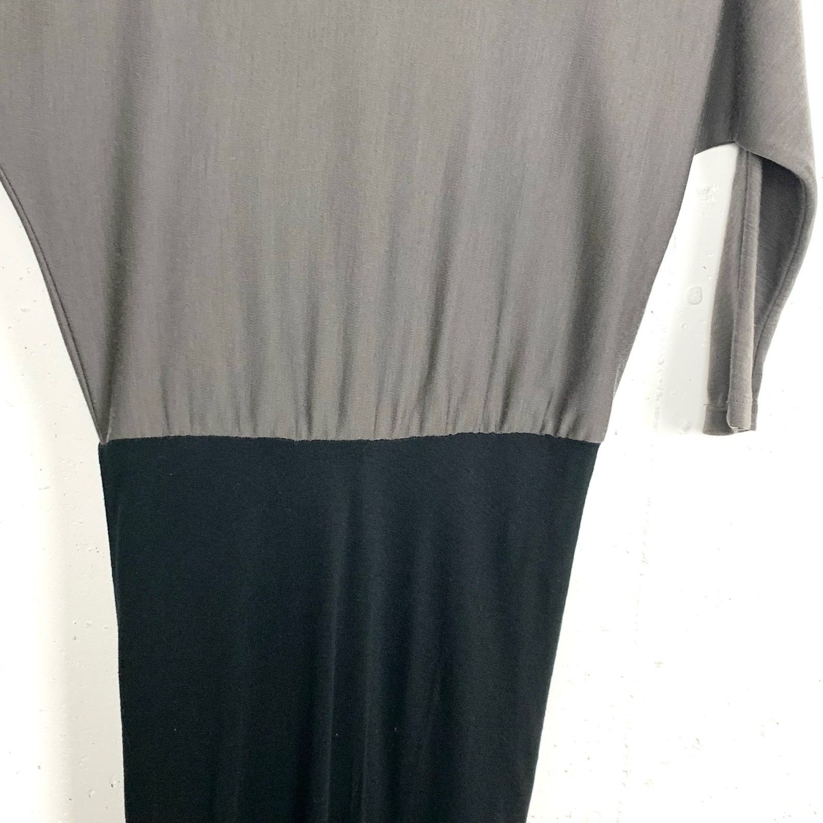 Alice + Olivia Alice + Olivia Batwing Dress Dolman Sleeve Gray Black Size M / US 6-8 / IT 42-44 - 7 Thumbnail