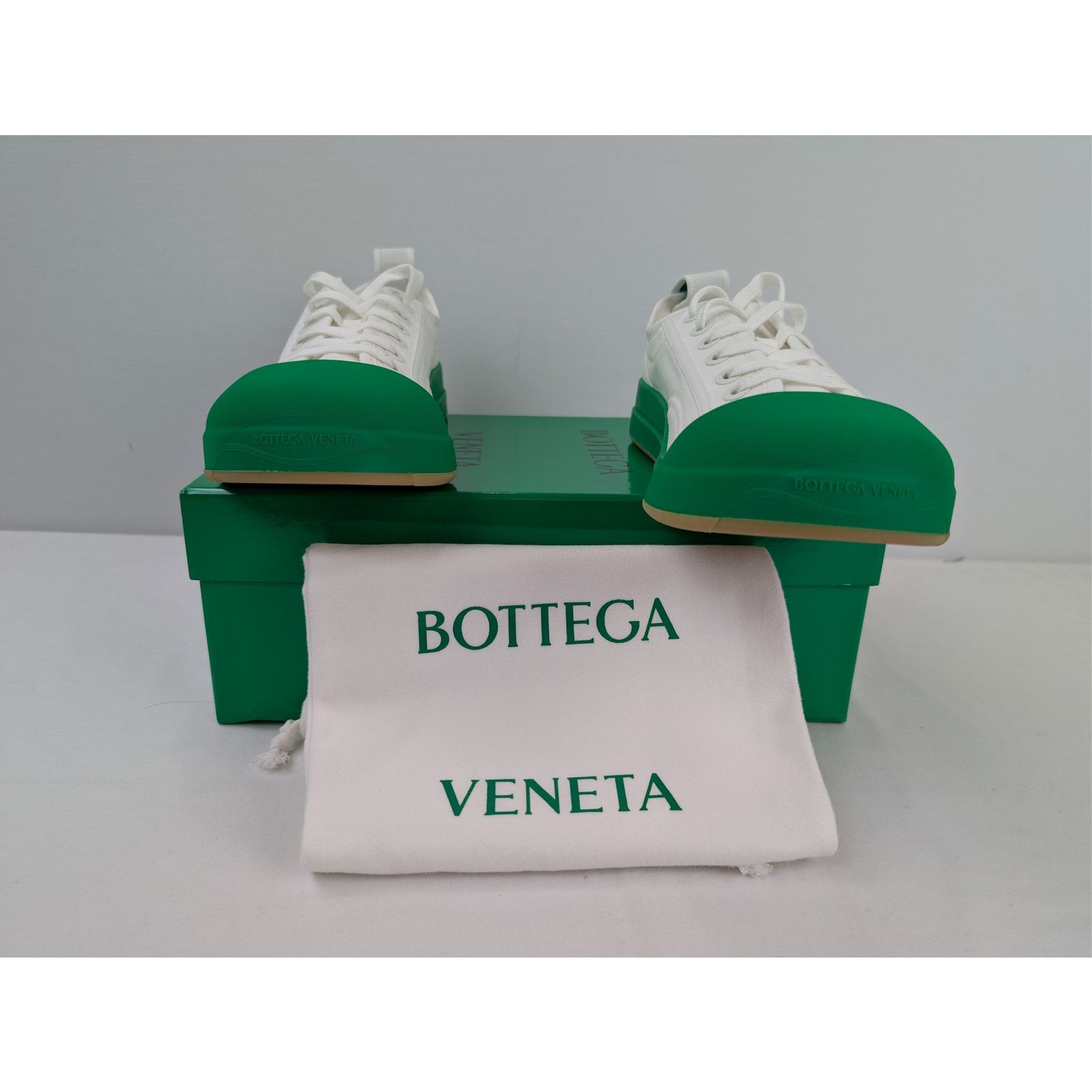 Bottega Veneta o1rshd1 Canvas Vulcan Low top Sneaker Optic White/Parakeet Size US 8 / EU 41 - 17 Thumbnail