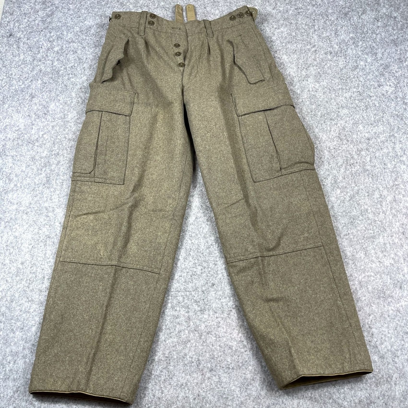 Vintage VINTAGE Wilh Schwarz Wool Cargo Pants Mens 31x27 Green Brown Army Germany 70s Cargo Straight Wide Size US 31 - 2 Thumbnail