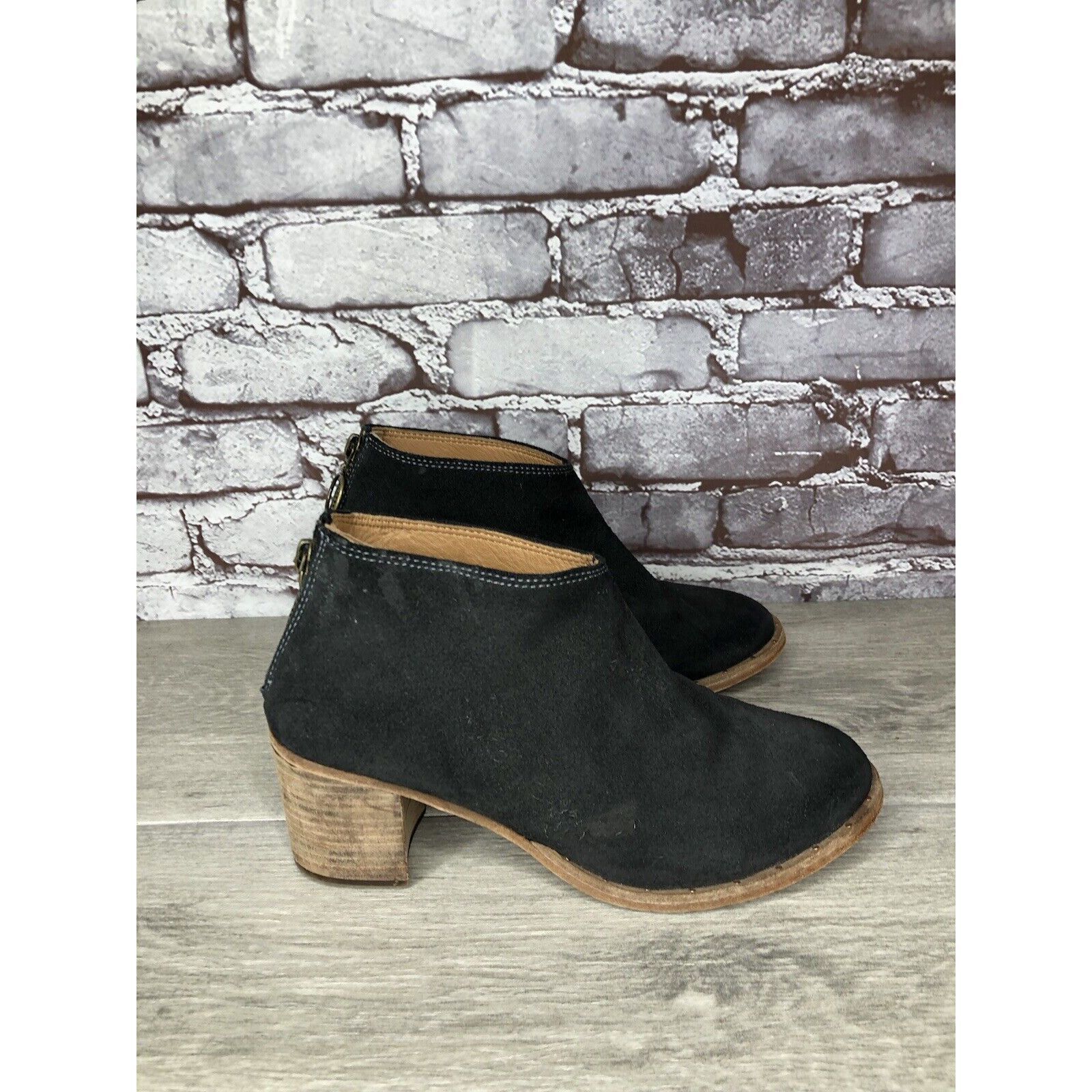 beek BEEK Falcon Black Suede Leather Back Zip Stacked Heel Bootie Size US 7 / IT 37 - 18 Thumbnail
