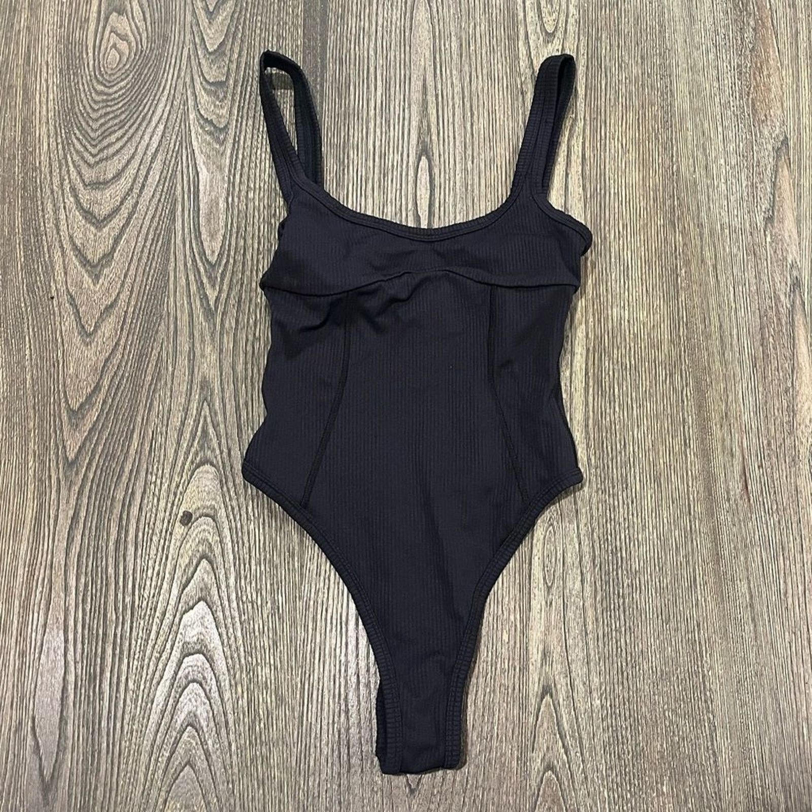 Vintage NWOT For Love And Lemons Scoop Neck Bathing Suit Stretch XS Size ONE SIZE - 1 Thumbnail