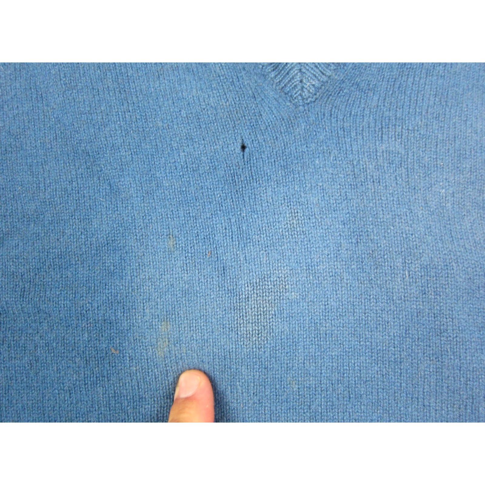 Vintage VINTAGE Cashmere Sweater Mens L Blue 90s V-Neck Scotland Scarf? Size US L / EU 52-54 / 3 - 6 Thumbnail