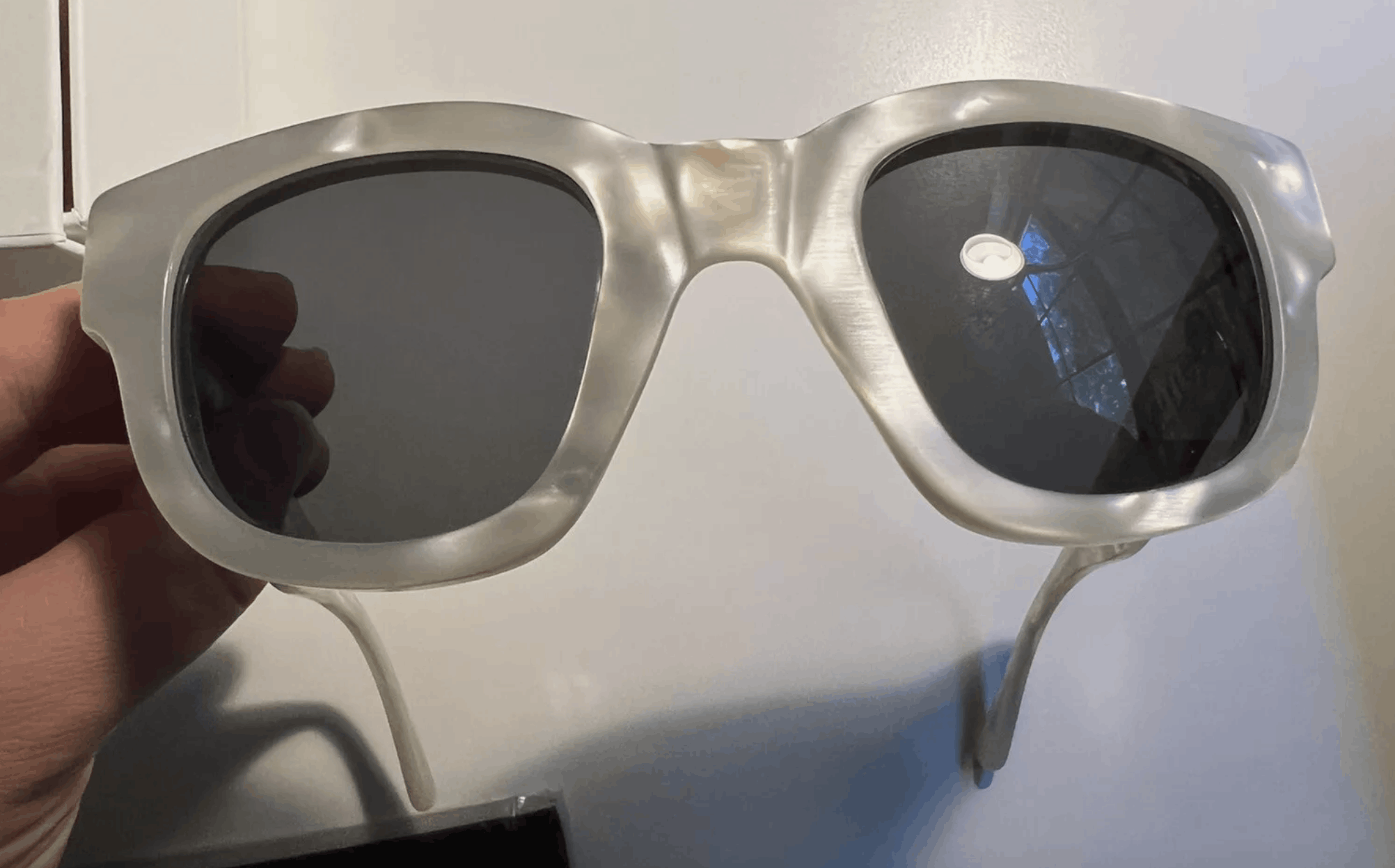 Acne Studios Acne Studios Sunglasses. Frame. Pearly color. Gently worn. Size ONE SIZE - 6 Thumbnail