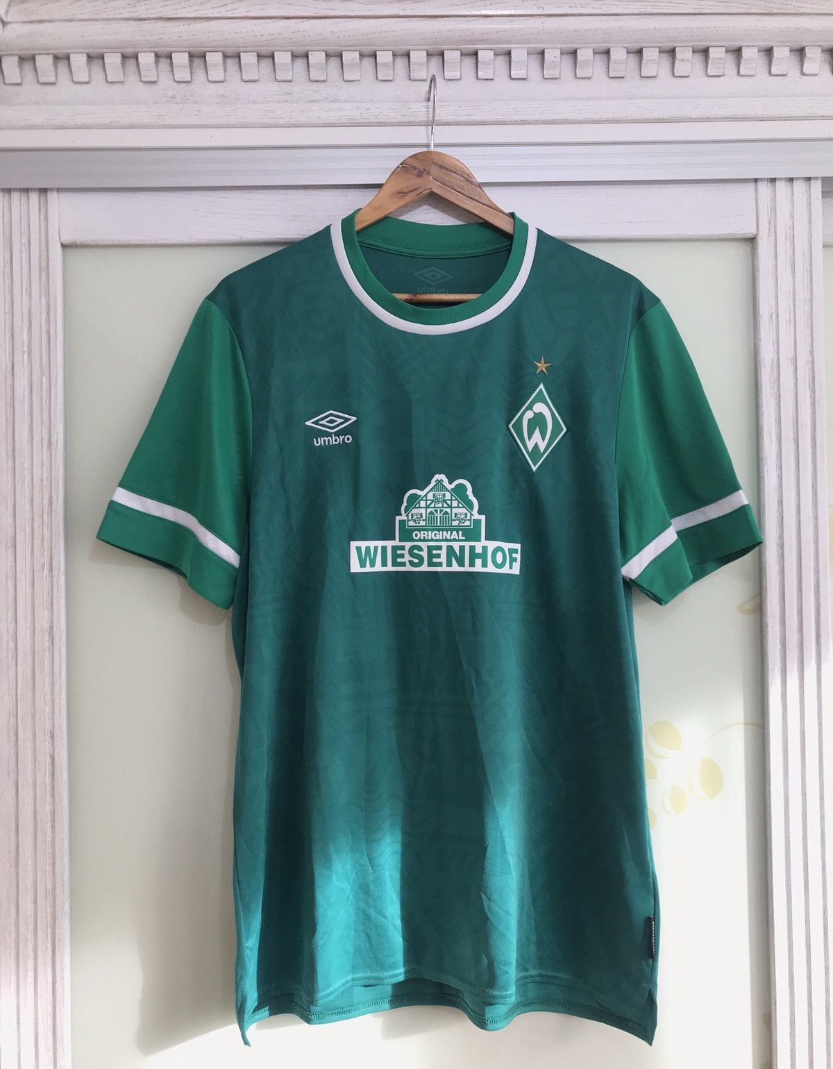 Umbro Werder Bremen 2021-2022 Home Soccer Jersey Football Kit Size US XL / EU 56 / 4 - 1 Thumbnail