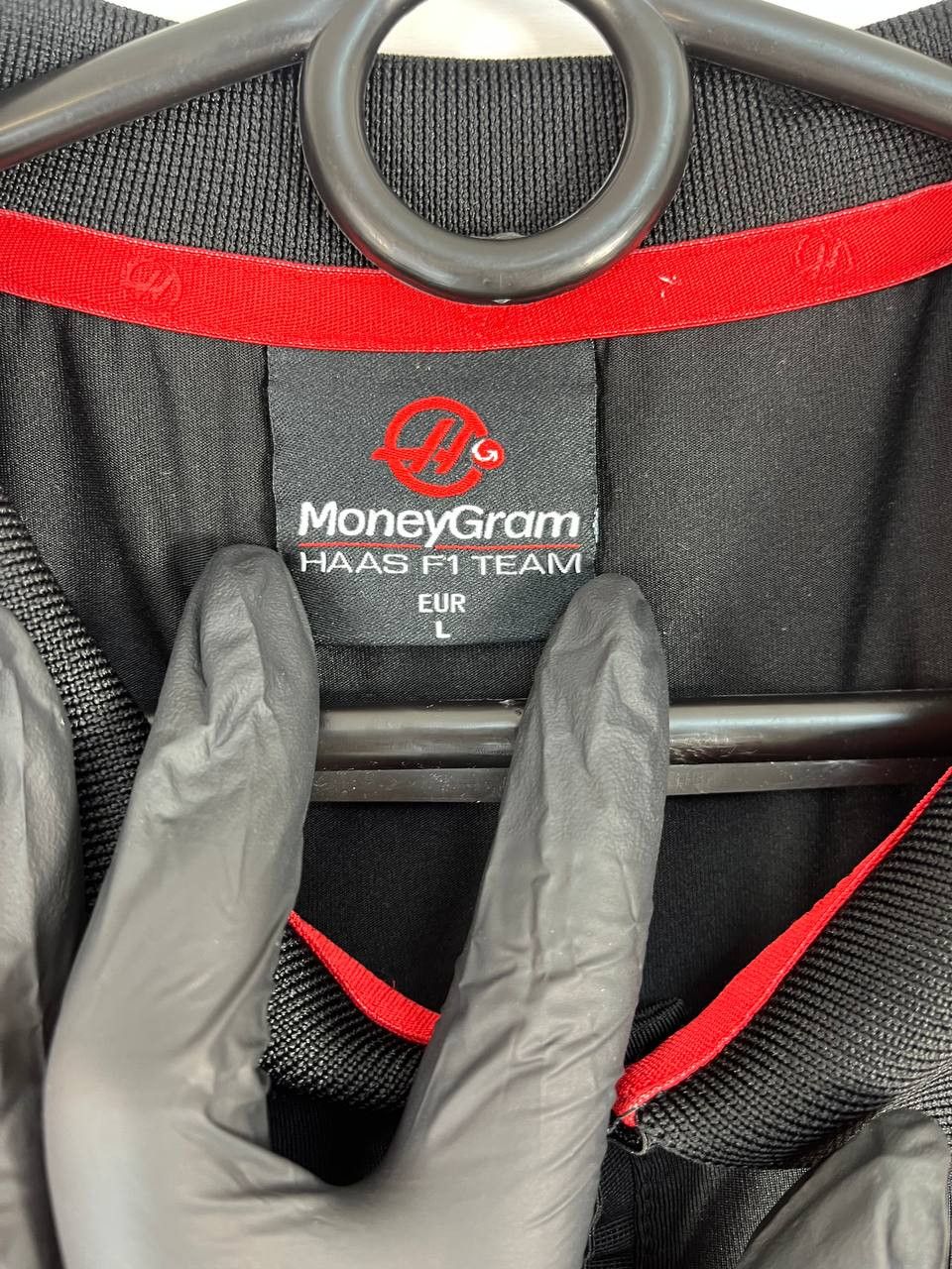 Other MONEYGRAM HAAS F1 TEAM GR Toyota ISSUE POLO 2024 Size L Size US L / EU 52-54 / 3 - 5 Thumbnail