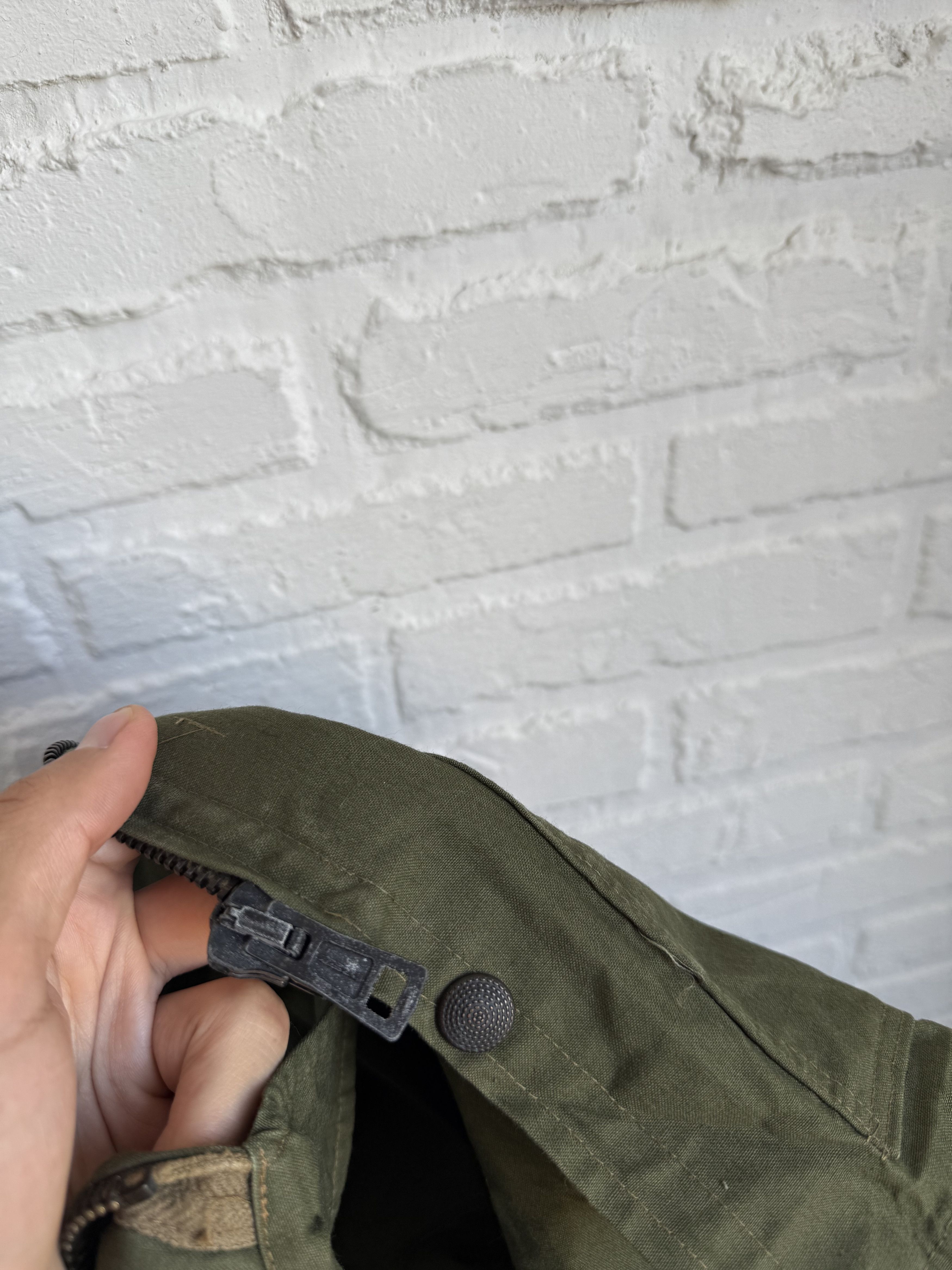 Vintage RARE Vintage 1960s 1970s USAF Cold Weather Utility jacket Size US L / EU 52-54 / 3 - 5 Thumbnail