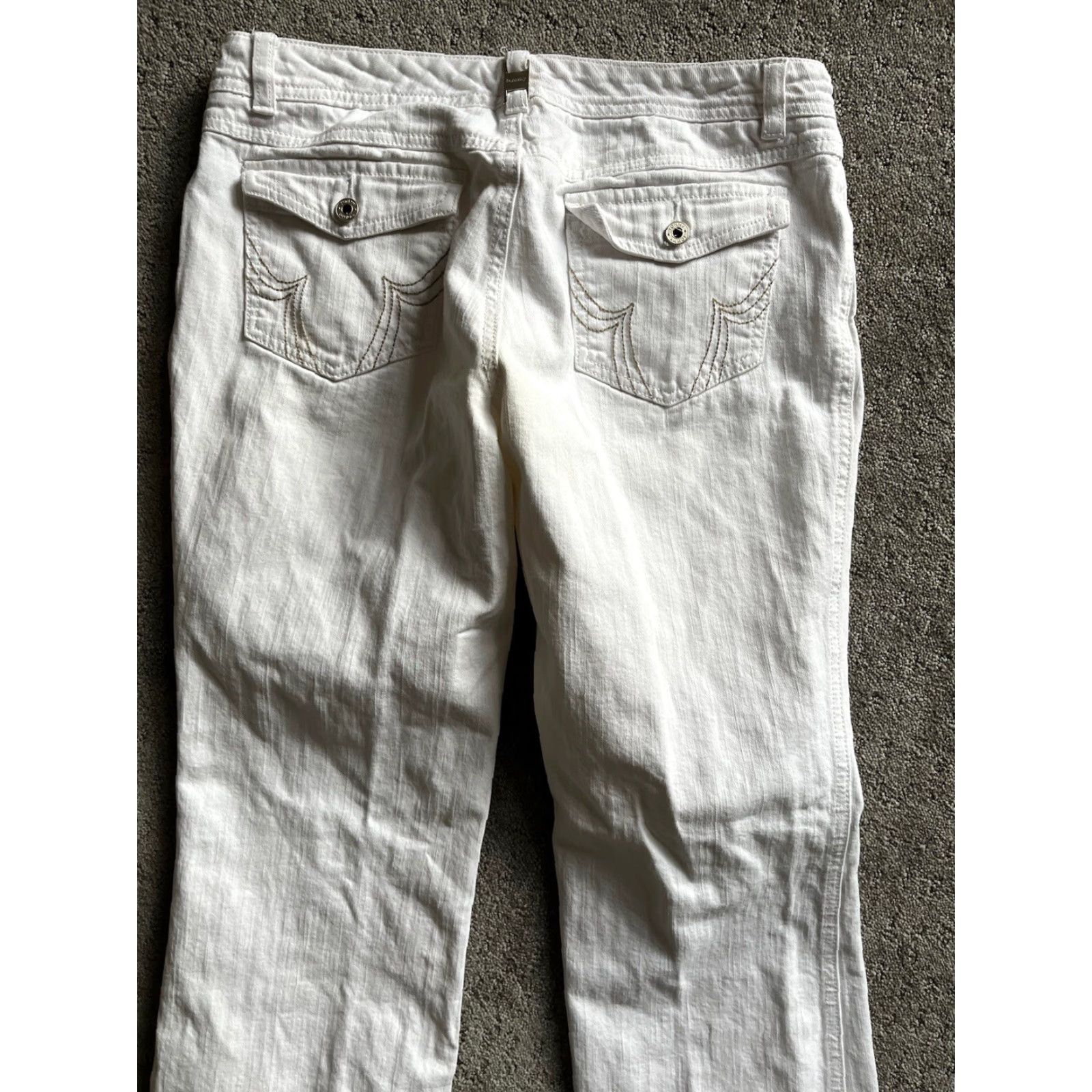 Tommy Hilfiger Tommy Jeans Women's 7 White Flare Leg Denim Size 7R Mid Rise 28X31 Jeans Size 28" / US 6 / IT 42 - 4 Thumbnail