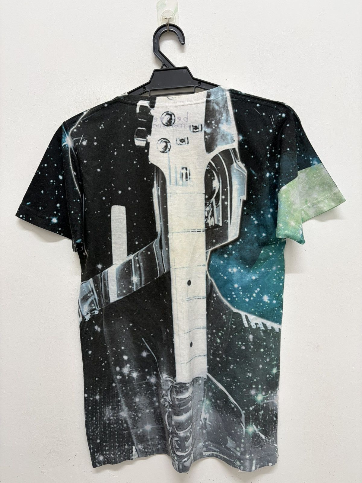 Band Tees DAFT PUNK 🔥 ALLOVER PRINTED TEE COOL EDM GRAPHIC MADE IN USA Size US S / EU 44-46 / 1 - 2 Thumbnail