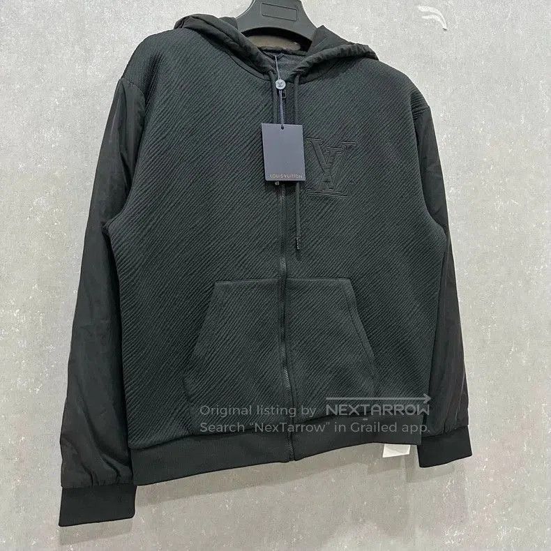 Louis Vuitton Louis Vuitton Black Logo Zip Hooded Jacket. Size US M / EU 48-50 / 2 - 3 Thumbnail