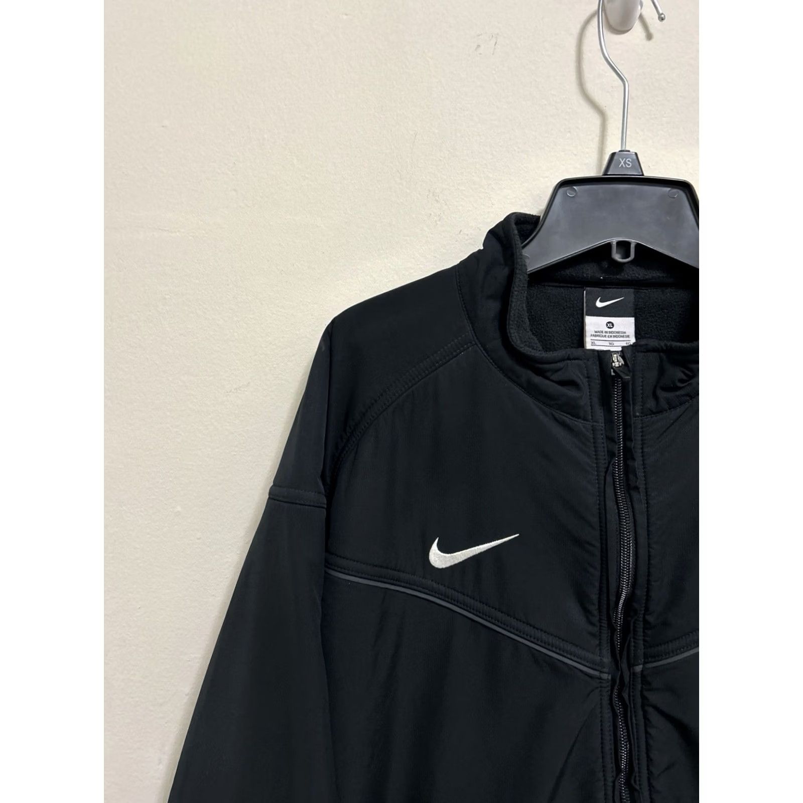 Nike Nike Mens Jacket Dugout Tech Full Zip Black Lined Polyester Fleece Regular XL 453352-010 Mens Size US M / EU 48-50 / 2 - 5 Thumbnail