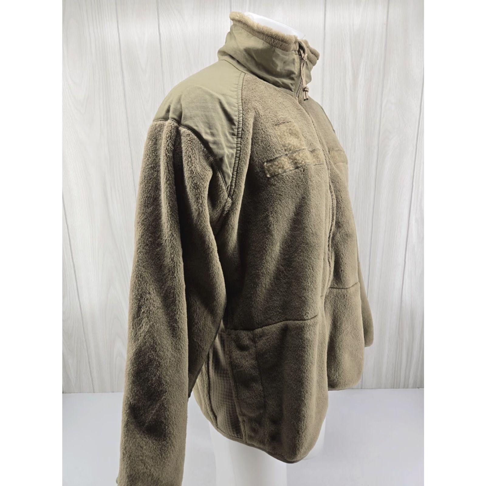 Vintage VINTAGE US Military Gen III Polartec Cold Weather Fleece Jacket Coyote Tan LARGE Regular Size US XXL / EU 58 / 5 - 7 Thumbnail