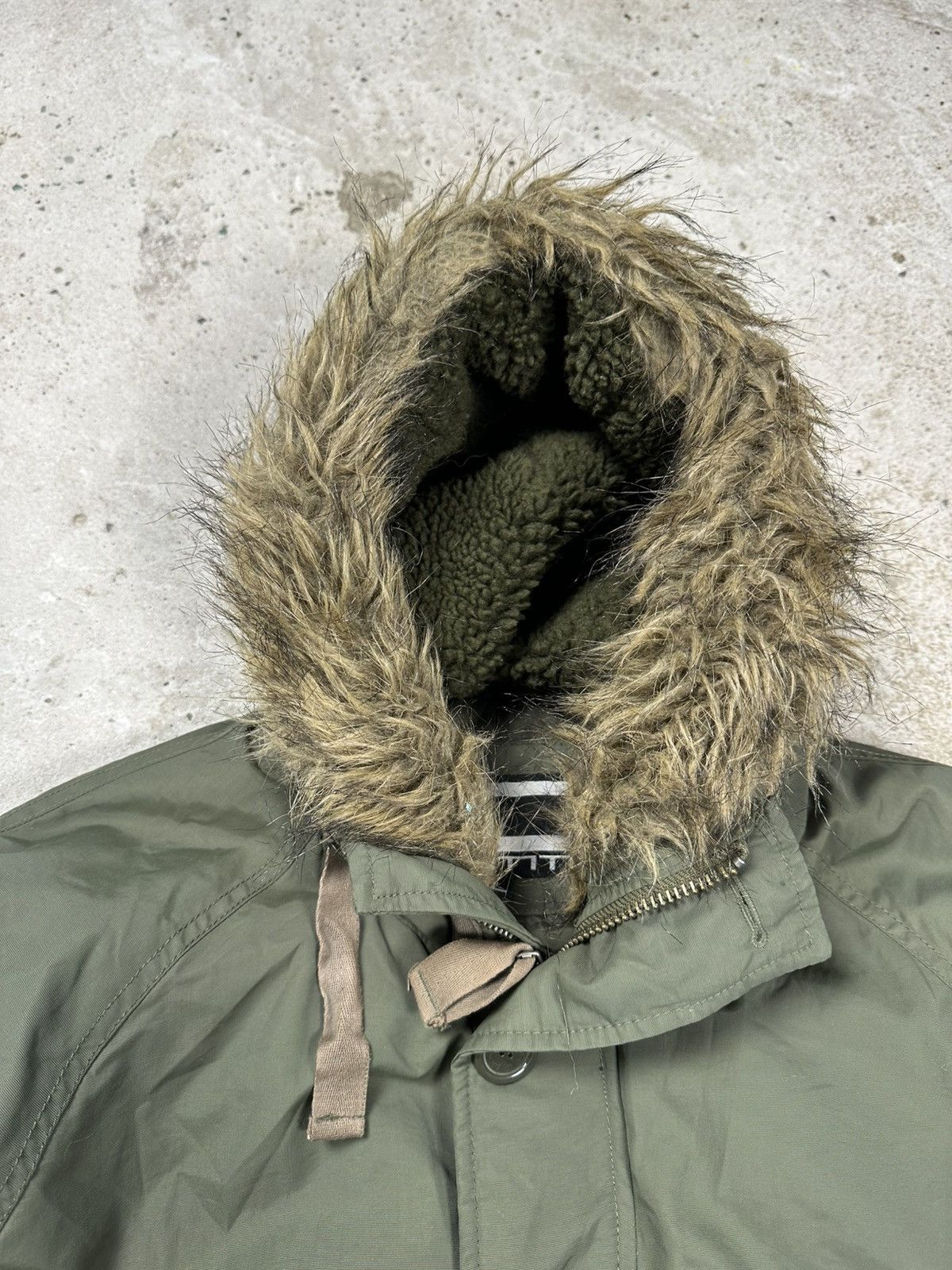 If Six Was Nine × Japanese Brand × Le Grande Bleu (L.G.B.) Vintage Y2K Faux Fur Flyers Khaki Bomber Jacket Size US L / EU 52-54 / 3 - 11 Thumbnail