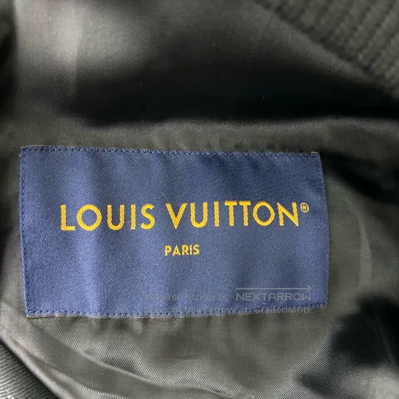 Louis Vuitton Louis Vuitton SS23 Logo-appliqued striped long-sleeved bas Size US M / EU 48-50 / 2 - 4 Thumbnail