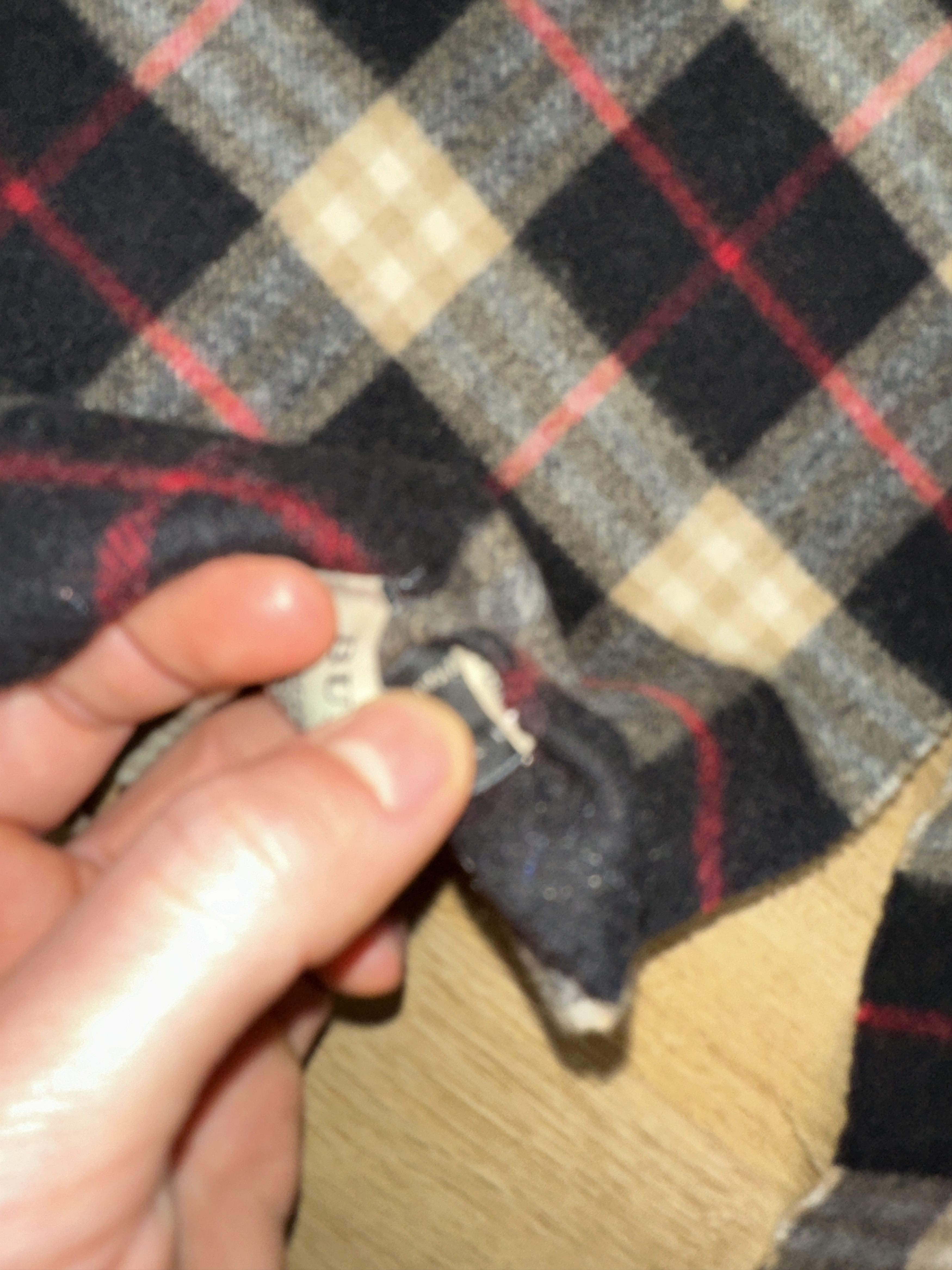 Burberry Iconic Burberry Check Wool Cashmere Scarf 180x30 Cm Size ONE SIZE - 9 Thumbnail