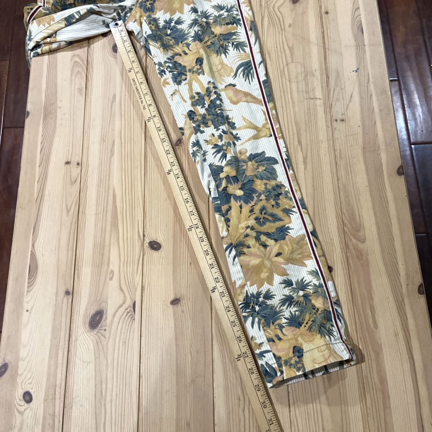 Anthropologie VINTAGE Anthropologie Chino Relaxed Fit Straight Leg Pants Black 25 Women Pants Bohemian City Hippie Pockets Flat Front - Size 42" / US 20 - 5 Thumbnail