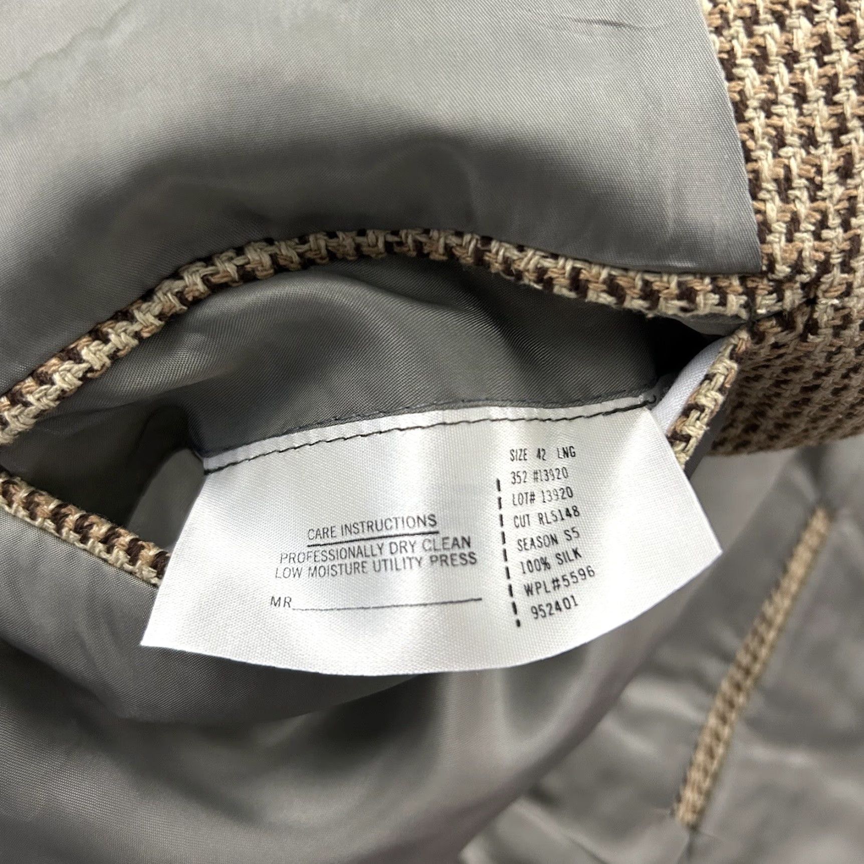 Polo Ralph Lauren Polo Ralph Lauren Blazer Silk Houndstooth 2 Button Long Beige 42 Men's Size US XL / EU 56 / 4 - 6 Thumbnail