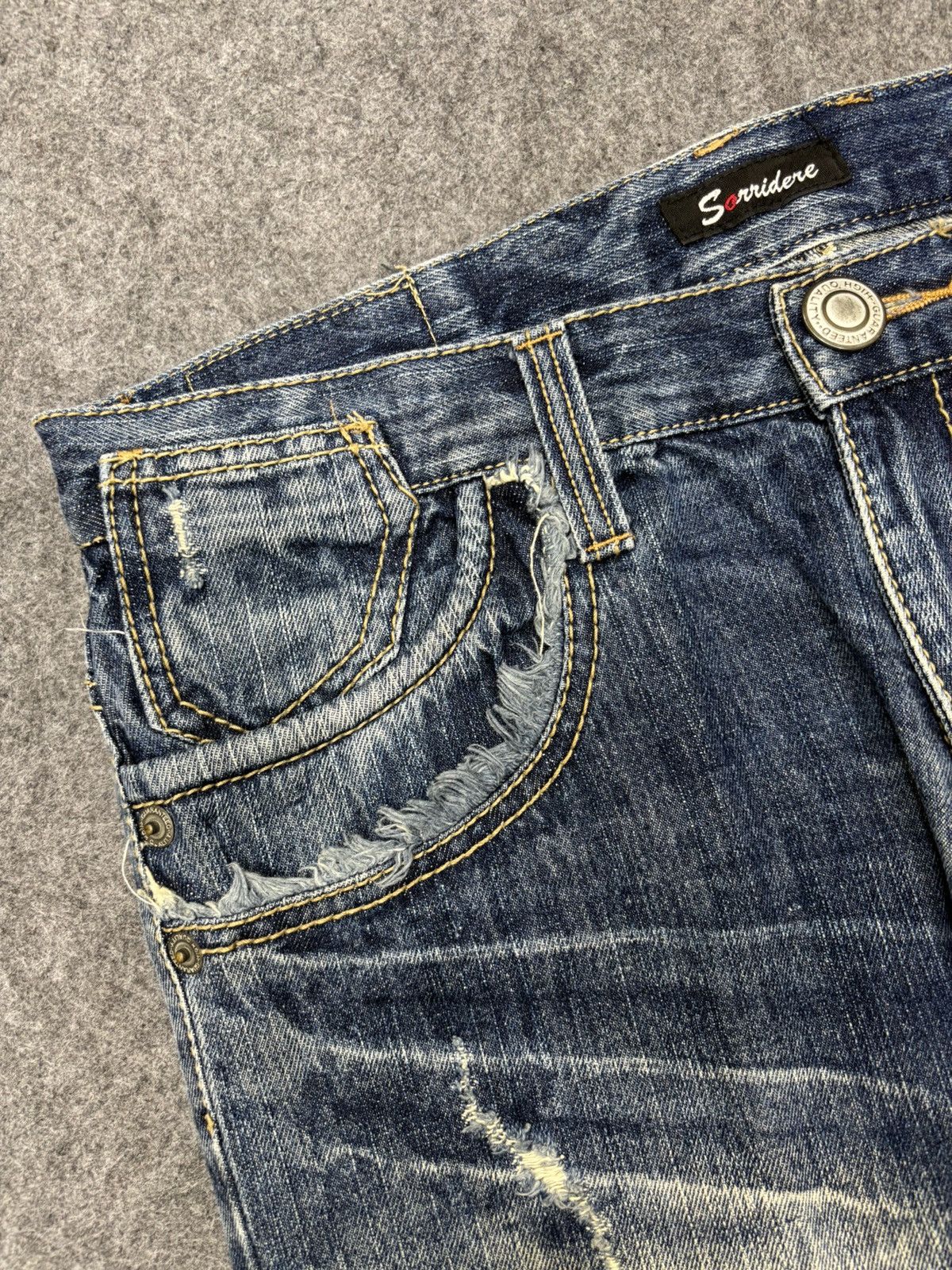 Seditionaries 💥Insane💥SorriderexBack&Forth Spiral Distressed Denim F661 Size US 33 - 10 Thumbnail