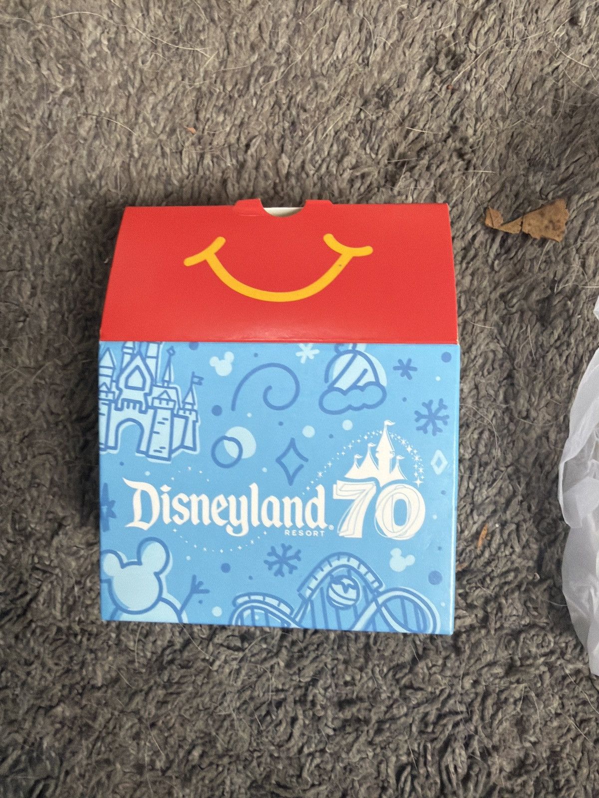 Disney 2025 McDonald’s Disneyland Resort Figures Size ONE SIZE - 6 Thumbnail