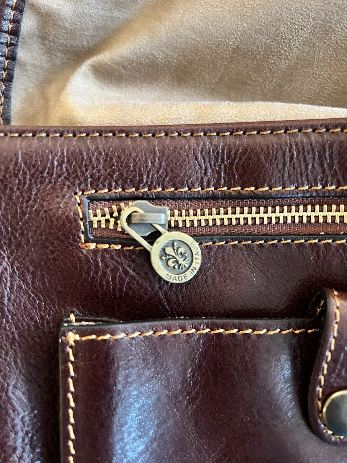 Other Time Resistance Brown Leather Crossbody Bag Size ONE SIZE - 8 Thumbnail