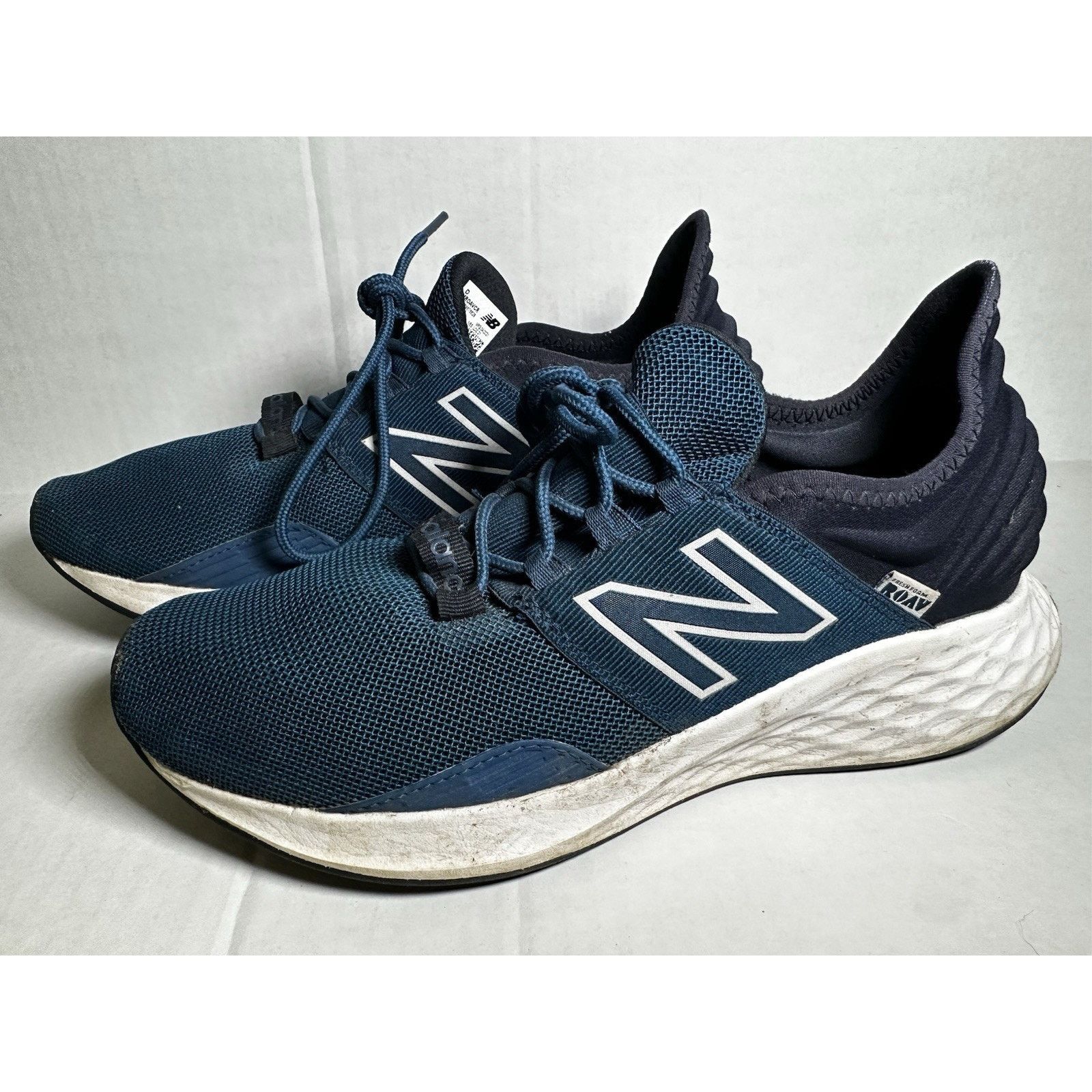 New Balance New Balance Roav MROAVCR Sz 9.5 Blue Running Shoe Sneaker Size US 9.5 / IT 39.5 - 3 Thumbnail