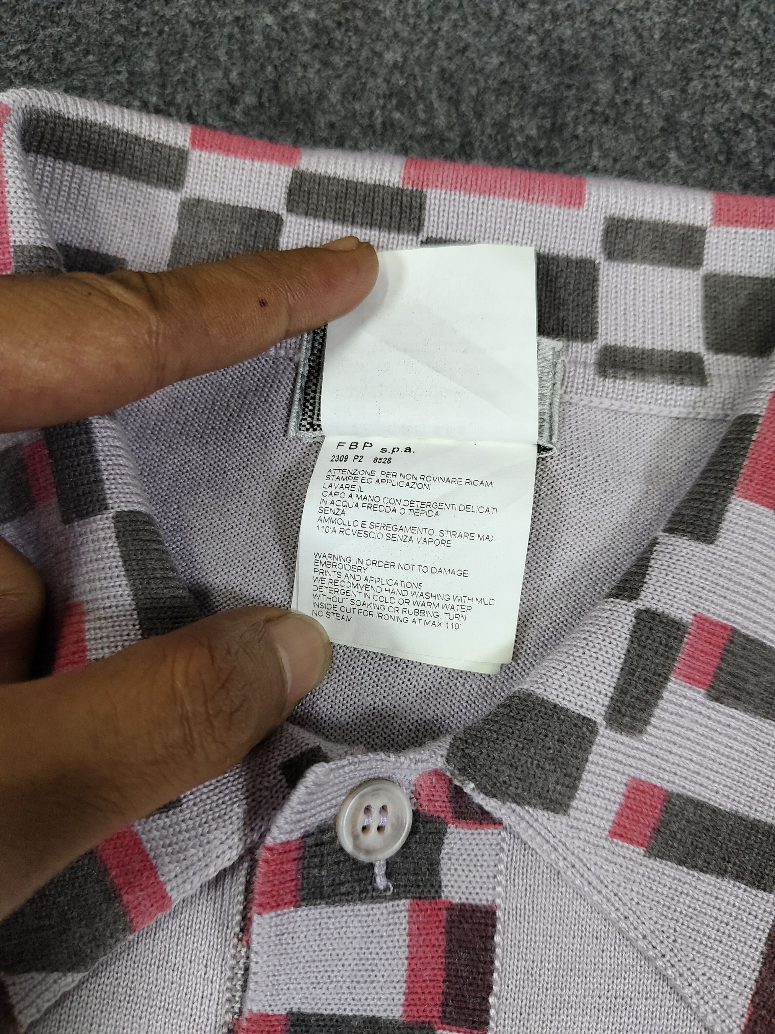 Versace 90s Gianni Versace- Minimal Geometric Collar Wool Knit Polos Size US L / EU 52-54 / 3 - 6 Thumbnail