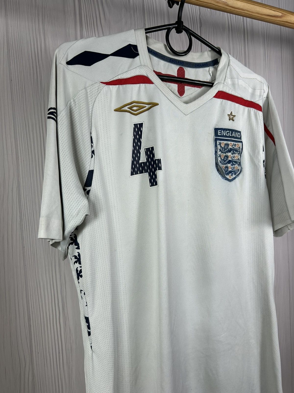 Umbro 4 Gerrard England National Team 2007/09 Home Jersey Umbro Size US S / EU 44-46 / 1 - 3 Thumbnail