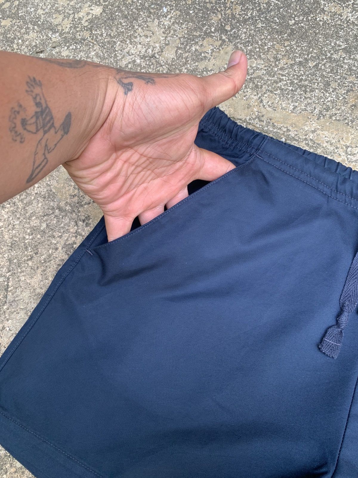 Nike × Vintage 2000s Nike Tennis Court Womens Navy Small Logo Shortpants Size 34" / US 12 / IT 48 - 5 Thumbnail