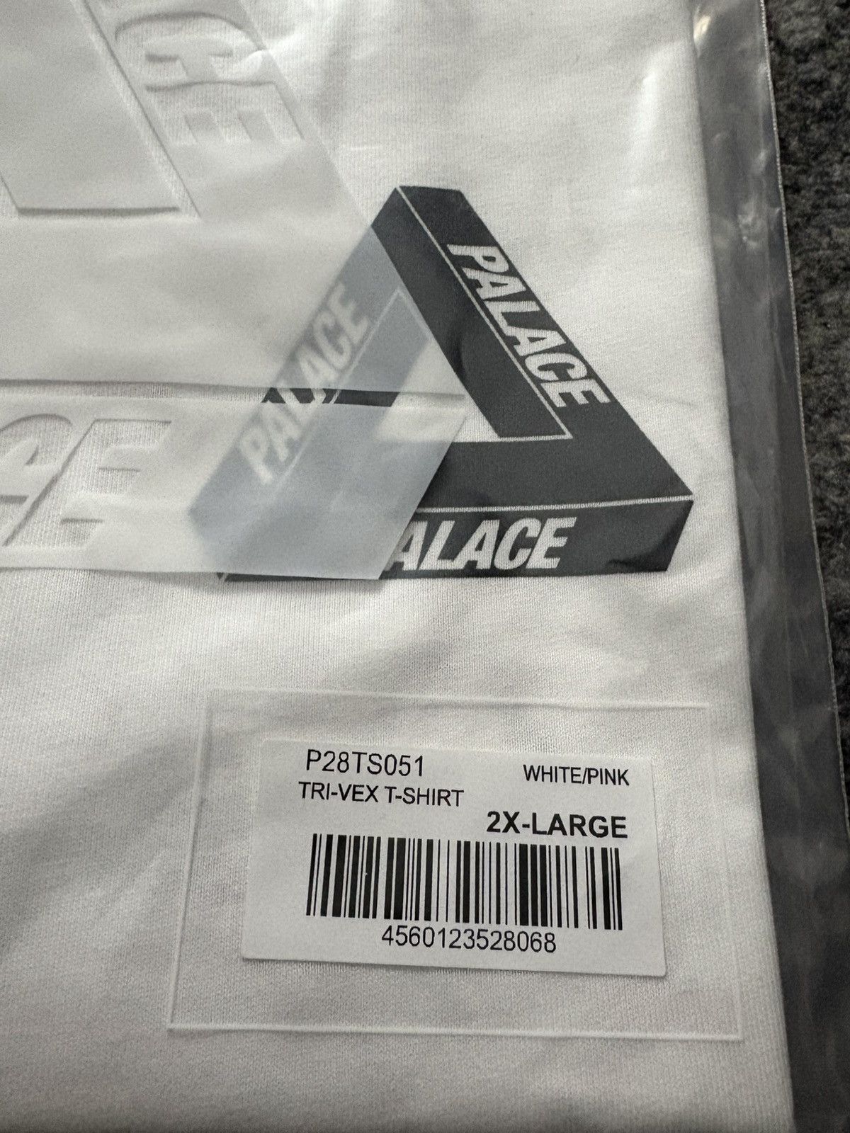 Palace Palace Tri-Vex T-Shirt White Pink Size US XXL / EU 58 / 5 - 4 Thumbnail