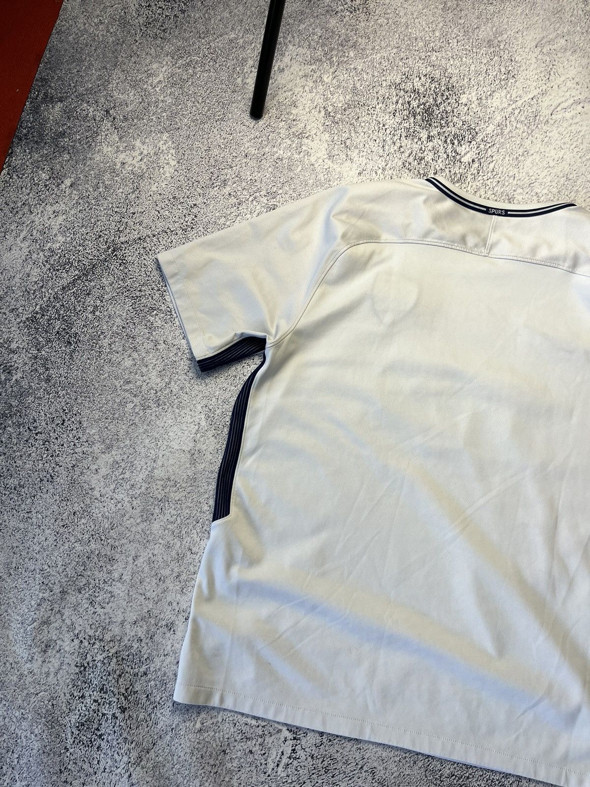 Nike TOTTENHAM HOTSPUR 2017/2018 HOME FOOTBALL SHIRT NIKE Size US XL / EU 56 / 4 - 17 Thumbnail