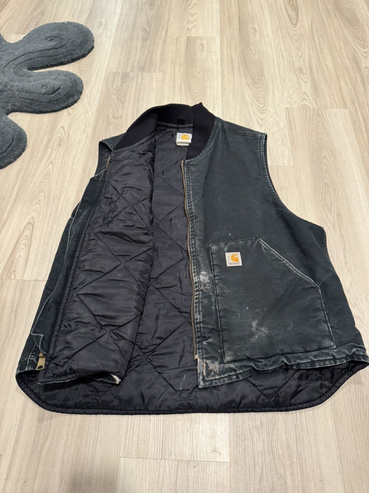 Carhartt Vintage Carhartt Distressed Detroit Vest Quilted Thrashed XL Size US XL / EU 56 / 4 - 4 Thumbnail