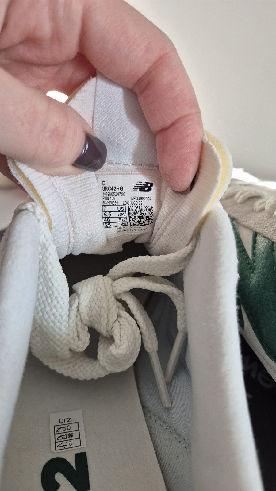 New Balance New Balance RC42 Sea Salt Classic Pine (URC42HG) 40 EU Size US 9 / IT 39 - 9 Thumbnail