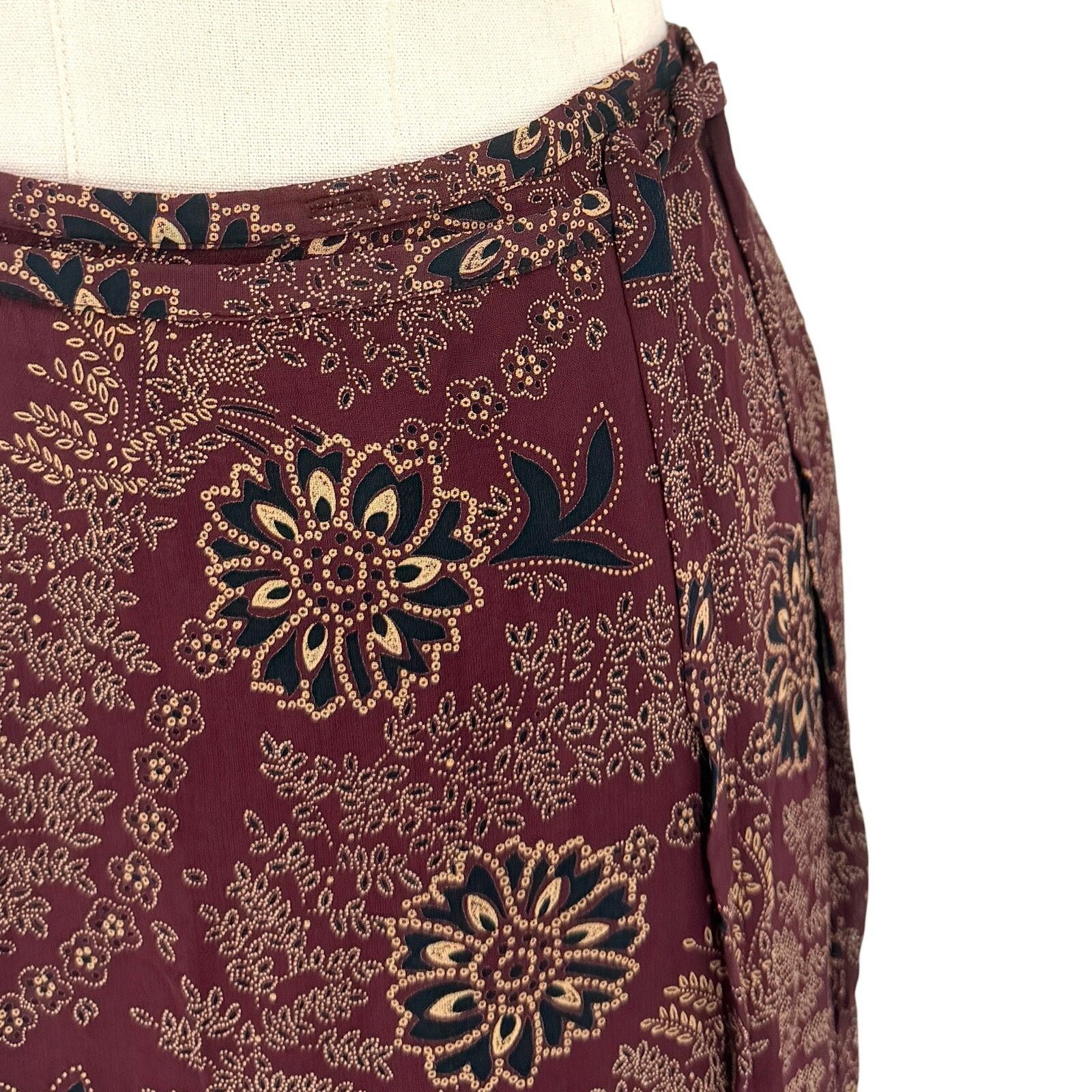 Ann Taylor Vintage 90s Maroon Tan Floral Rayon Boho Wrap Maxi Skirt Size 26" / US 2 / IT 38 - 2 Thumbnail
