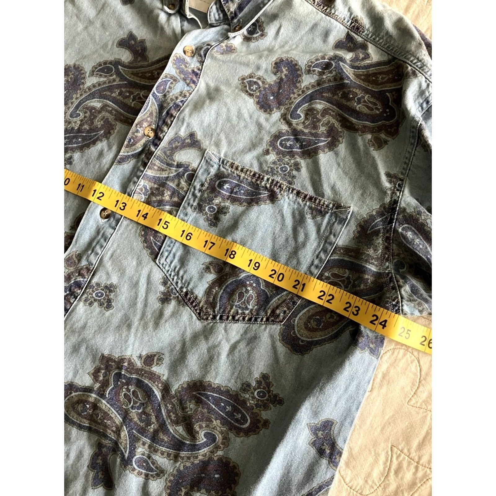 Vintage IOU Collection Mens Vintage Denim Long Sleeve Button Down Shirt Paisley Print Gray L Size US L / EU 52-54 / 3 - 4 Thumbnail