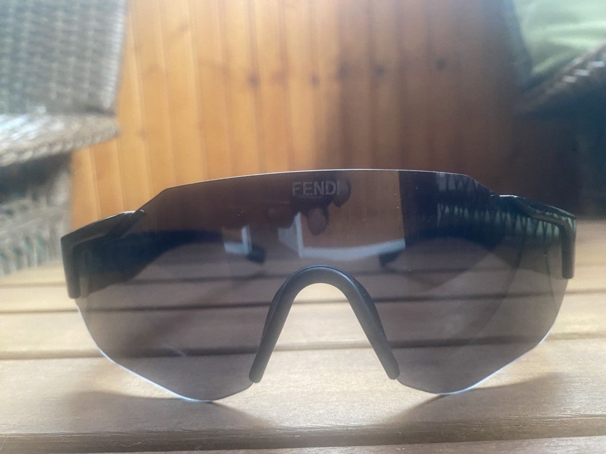 Fendi Fendi Sport Baguette Sunglasses Size ONE SIZE - 2 Thumbnail