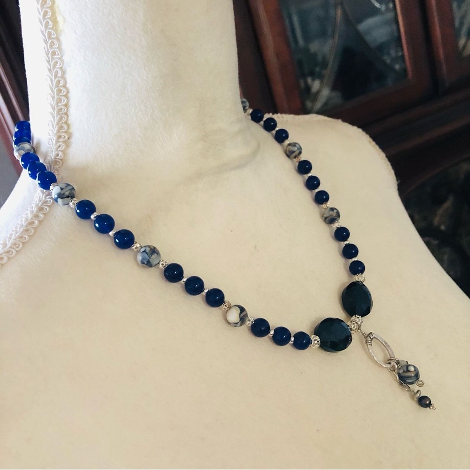 Handmade Handcrafted royal blue dyed agate cal-silica bead necklac Size ONE SIZE - 3 Thumbnail