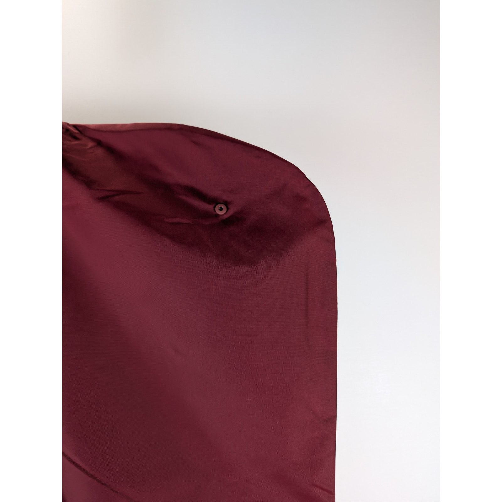 Gucci o1rshd1 Q:2/ garment bag used for protecting luxury clothing Size ONE SIZE - 9 Thumbnail